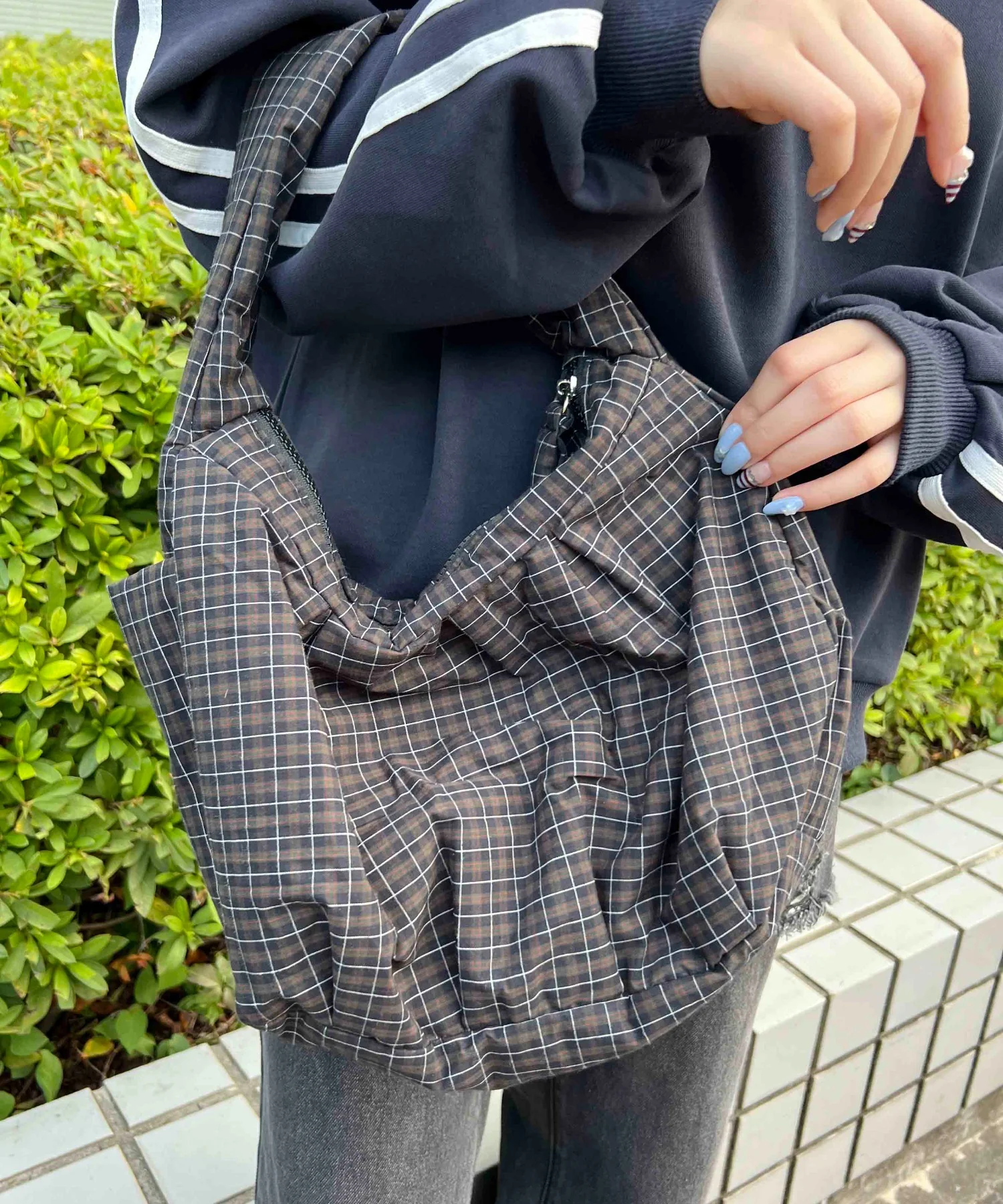 チェックパディングバッグ - Image 10