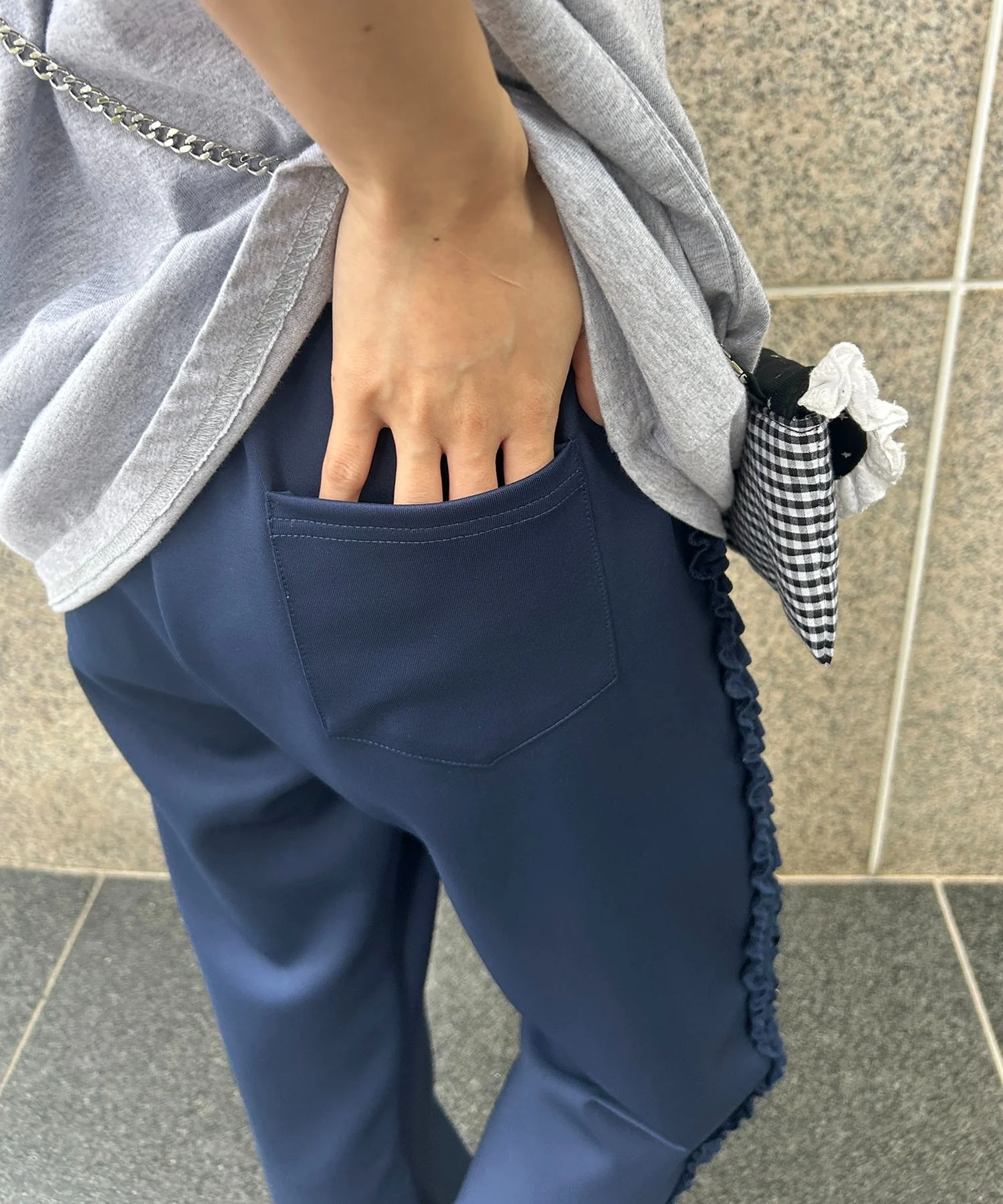 フリルラインフレアパンツ - Image 12