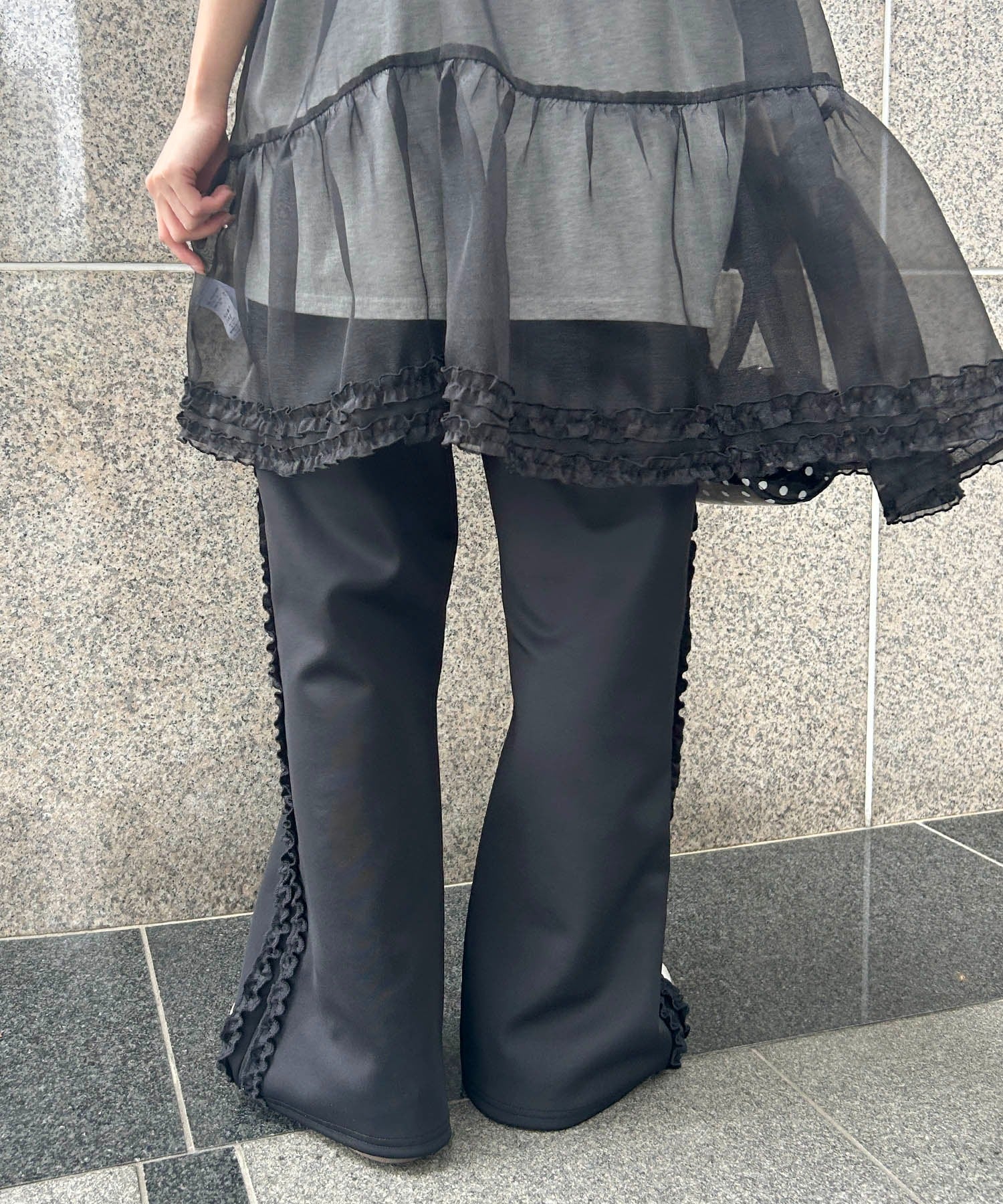 フリルラインフレアパンツ - Image 22