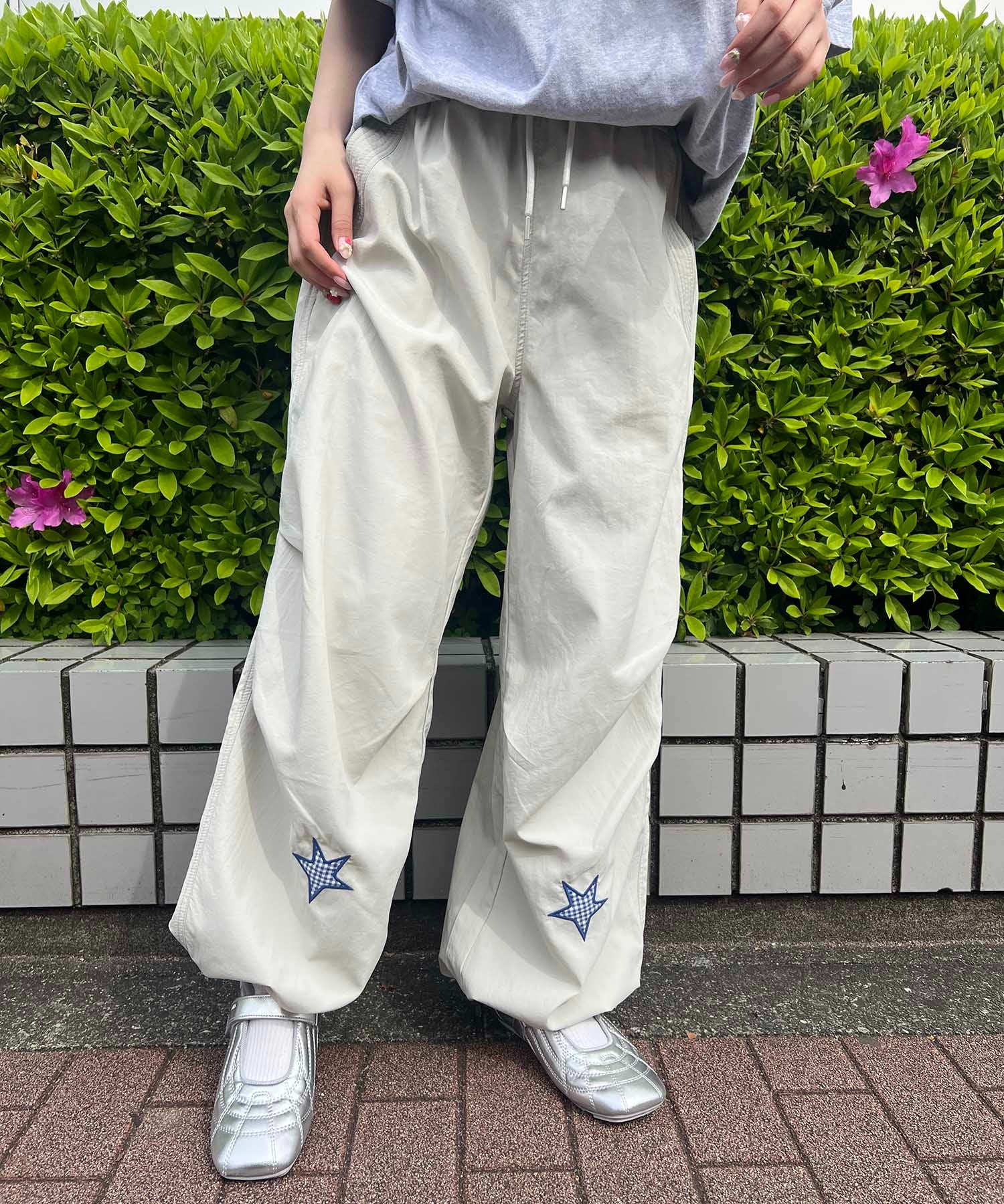スターパッチタックワイドパンツ - Image 2