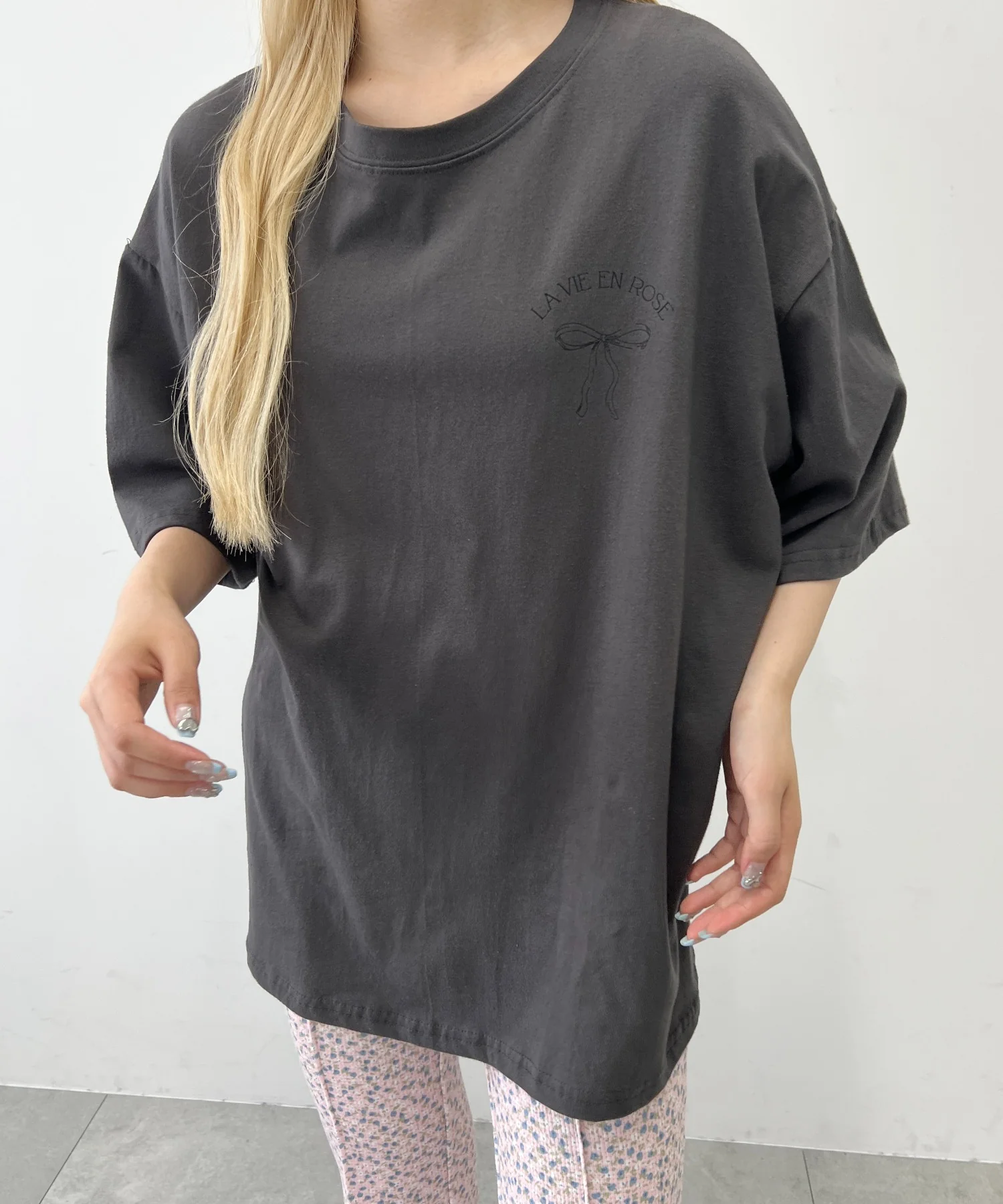 リボンプリントビッグTシャツ - Image 15