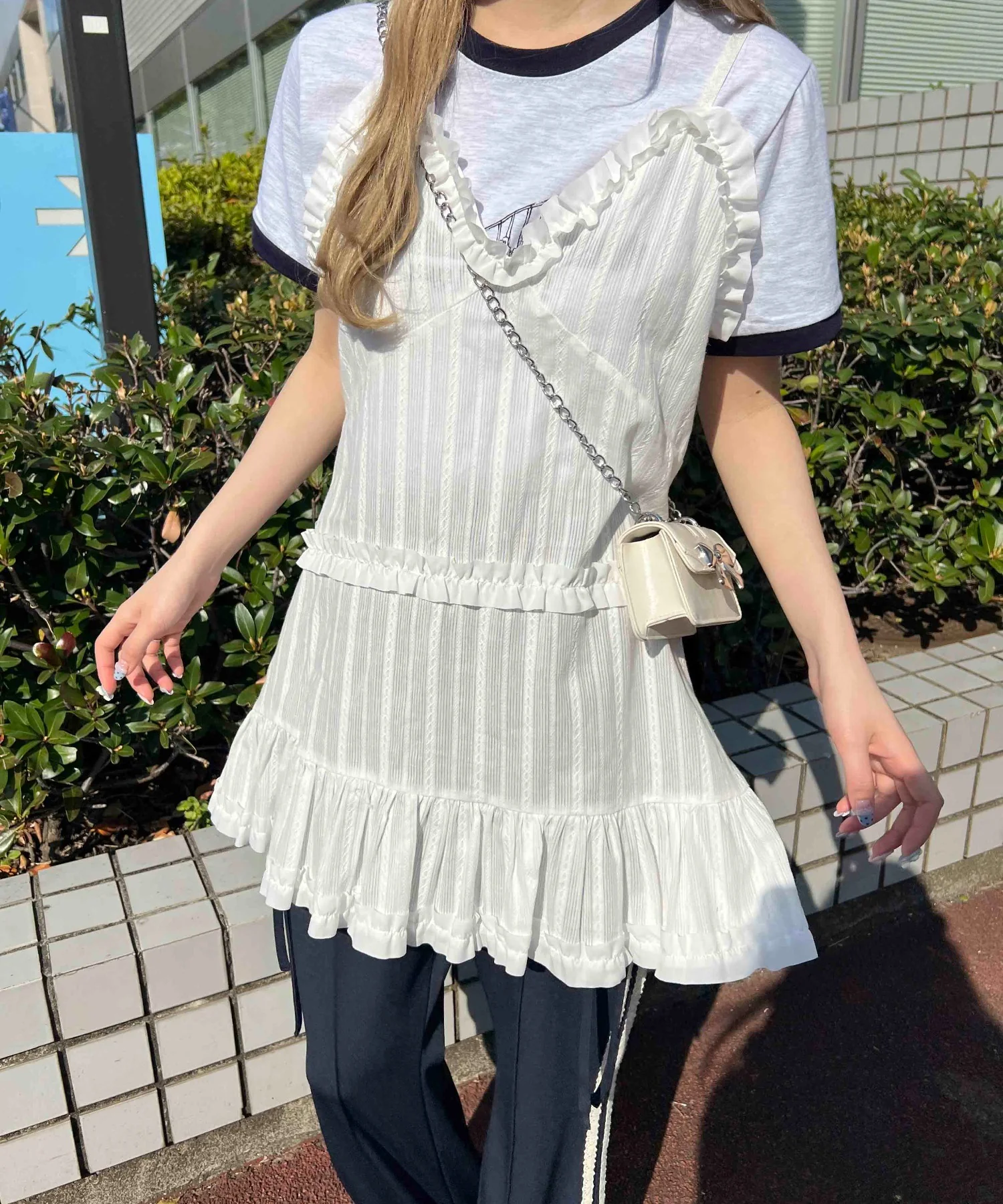 フリルデザインミニワンピ - Image 3