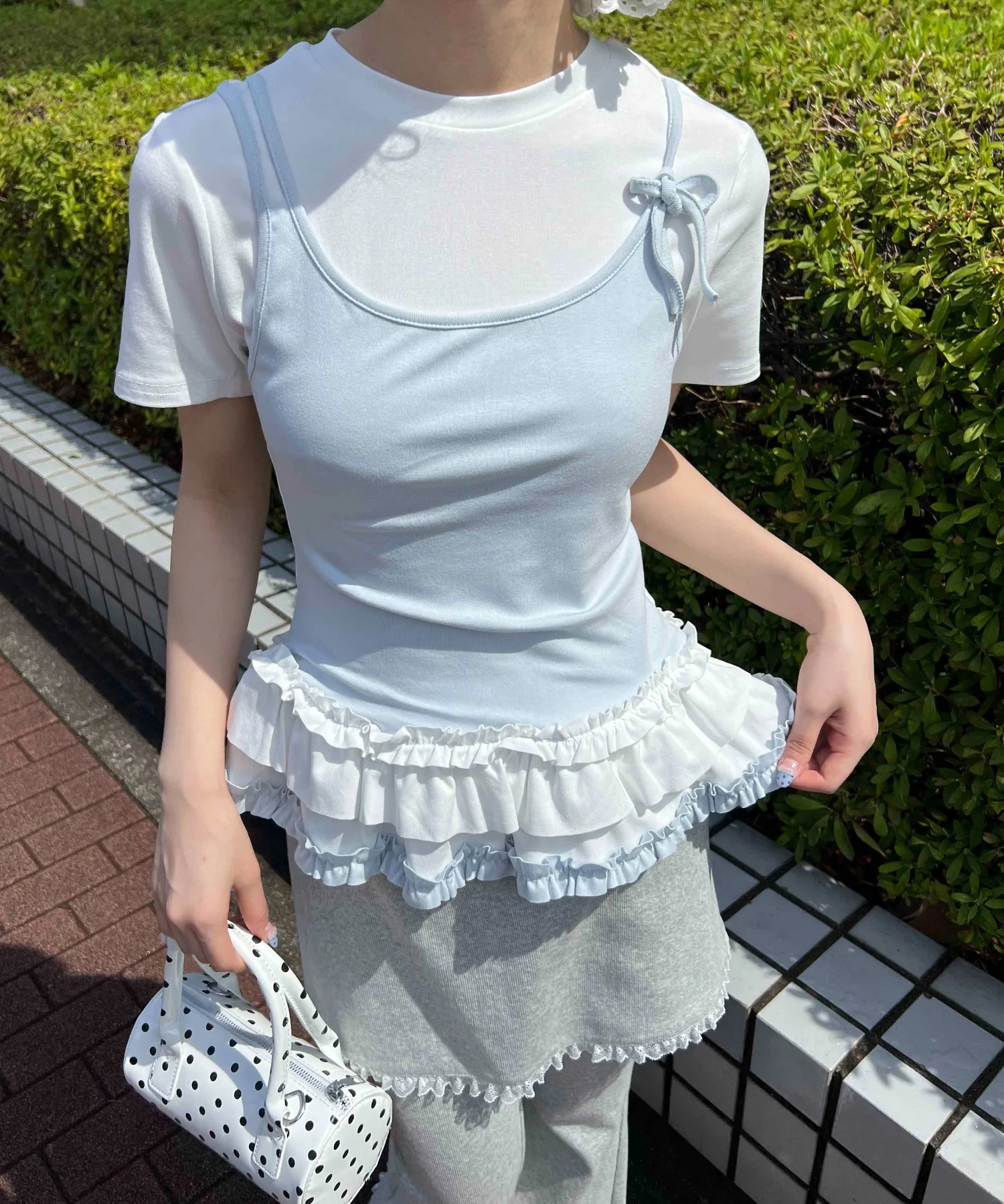 バイカラーレイヤードデザインTシャツ - Image 5