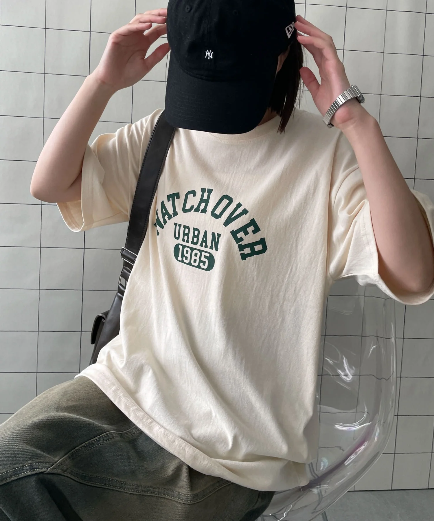 カレッジロゴプリントTシャツ - Image 5