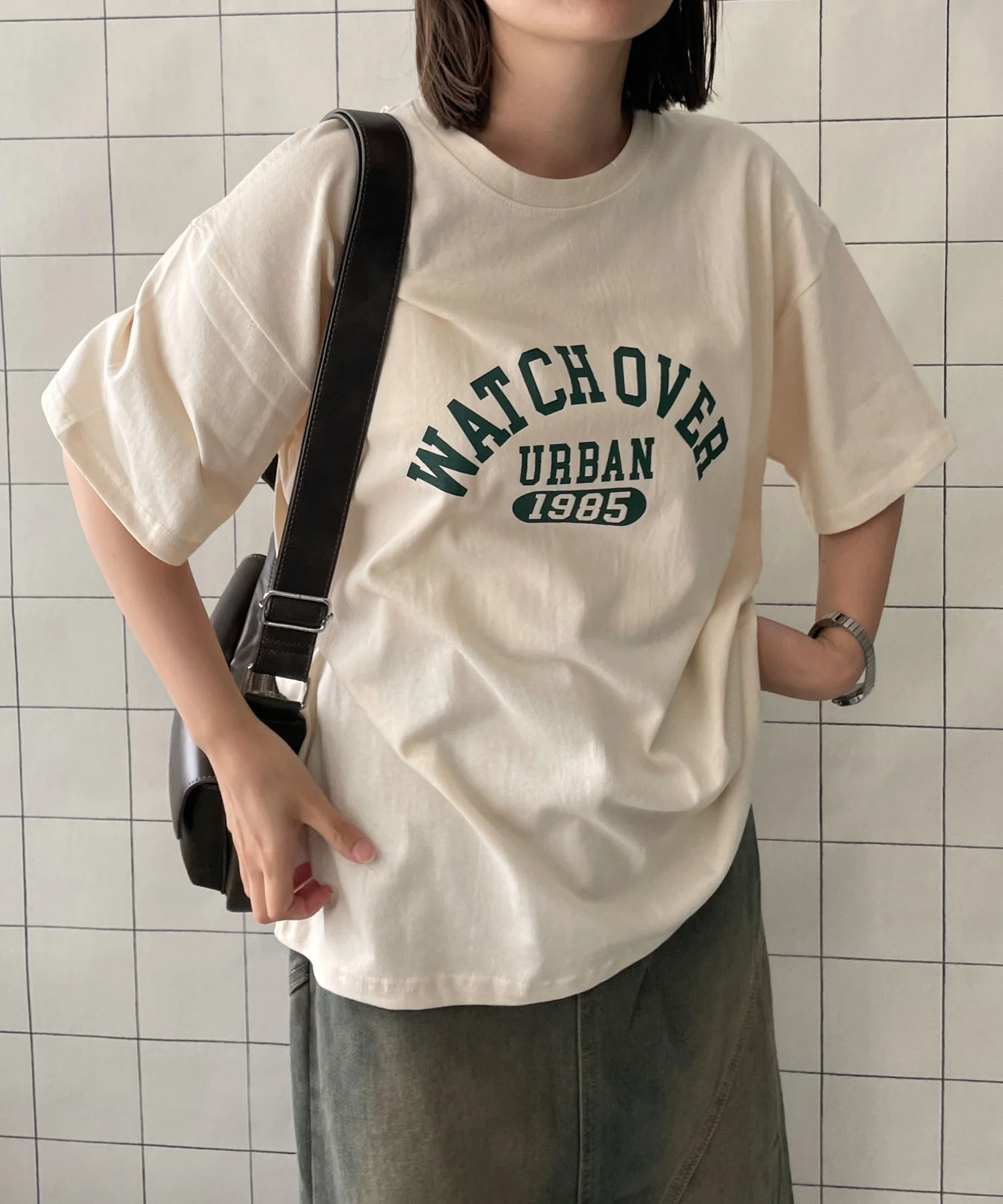 カレッジロゴプリントTシャツ - Image 7