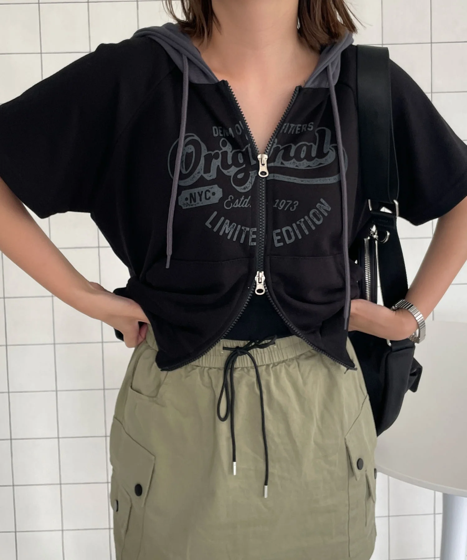 半袖ダブルZIPコンパクトパーカー - Image 3