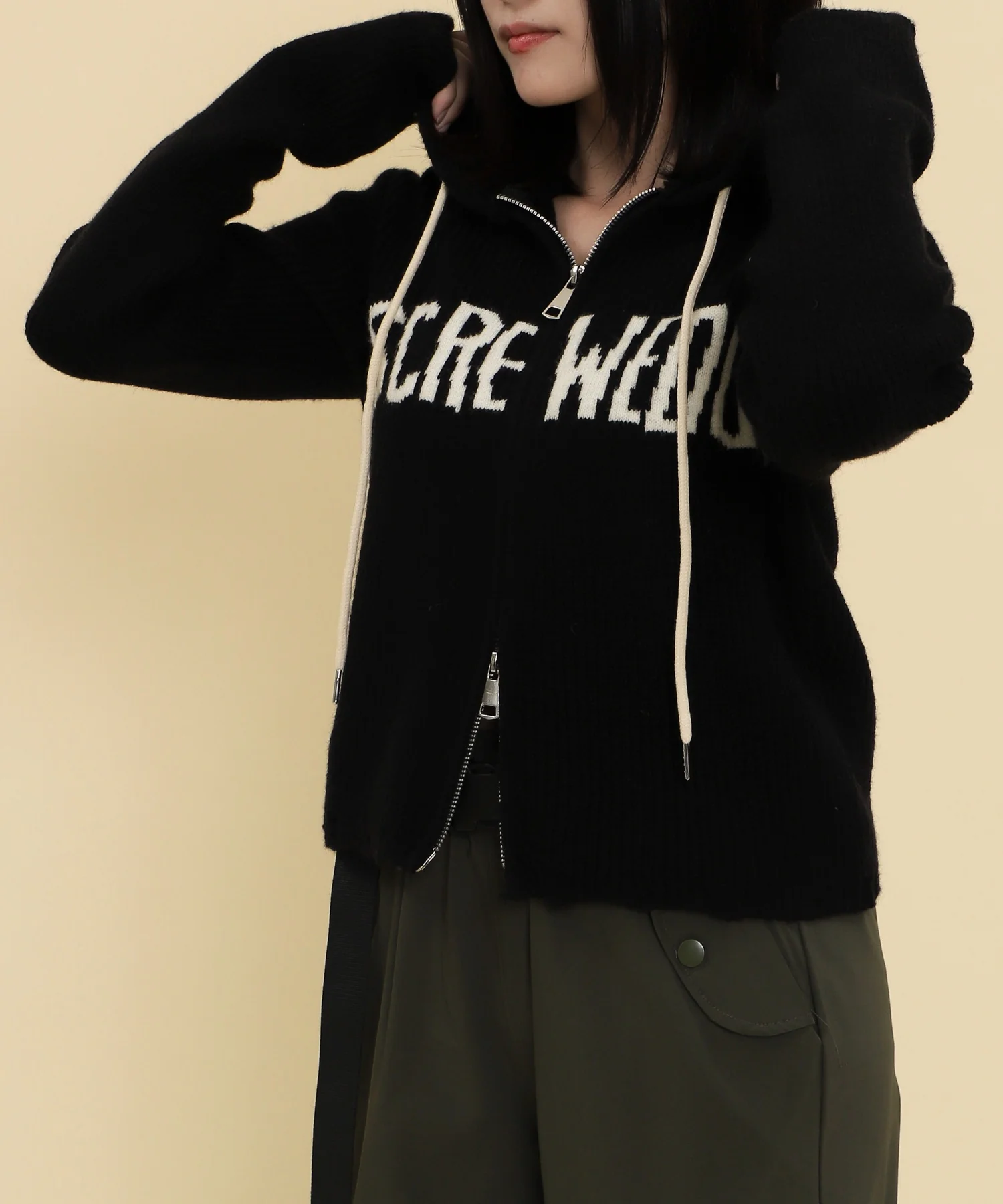 ロゴZIPニットパーカー - Image 11