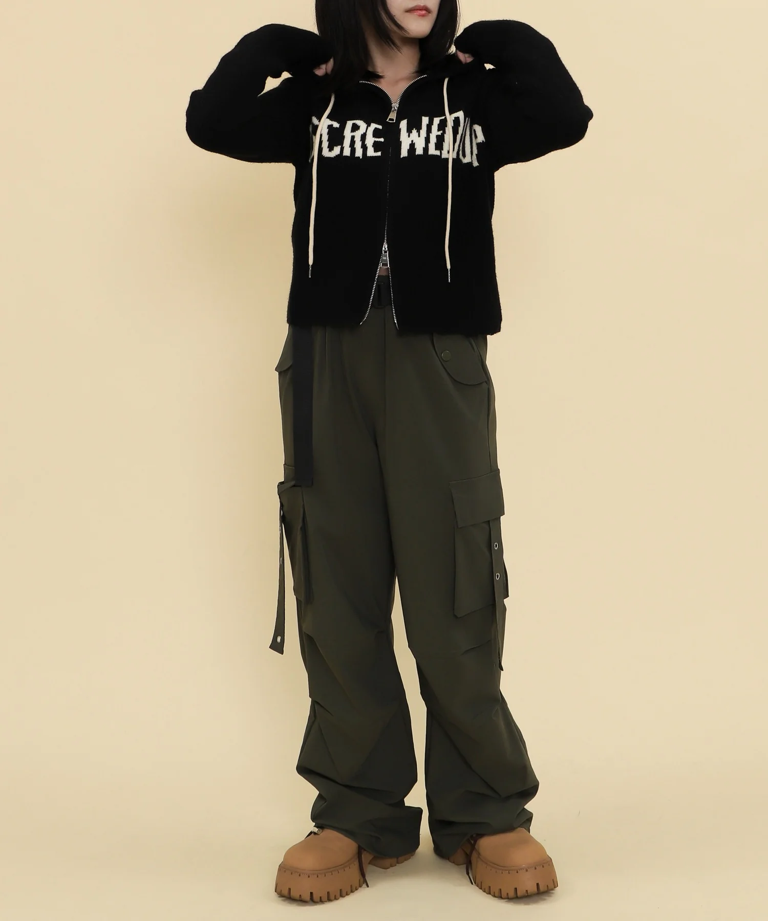 ロゴZIPニットパーカー - Image 12