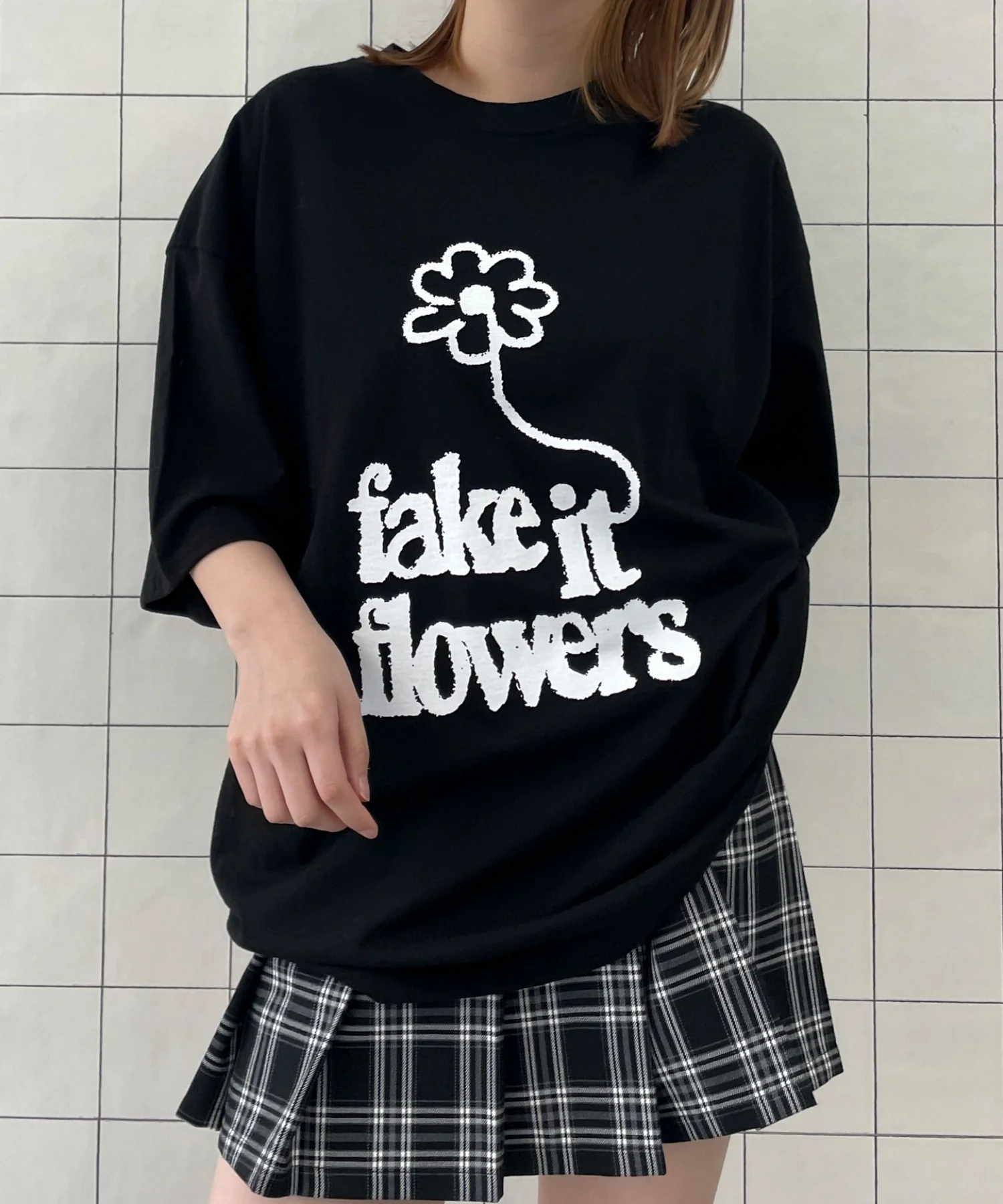 fake　it　flowersビッグT - Image 10