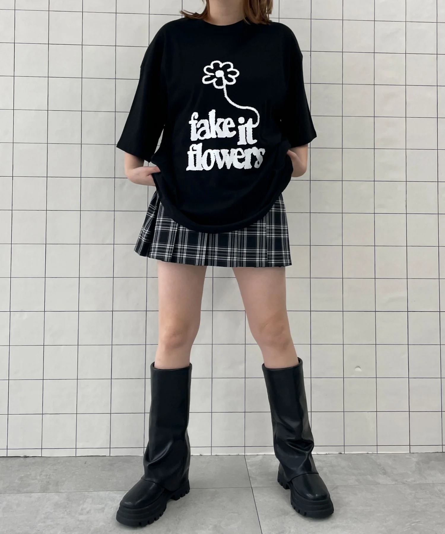 fake　it　flowersビッグT - Image 11