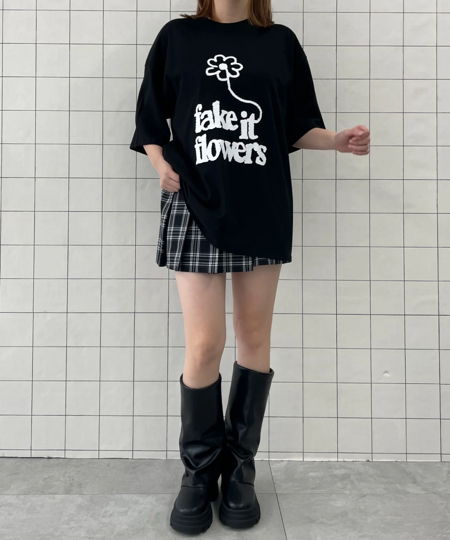 fake　it　flowersビッグT - Image 4