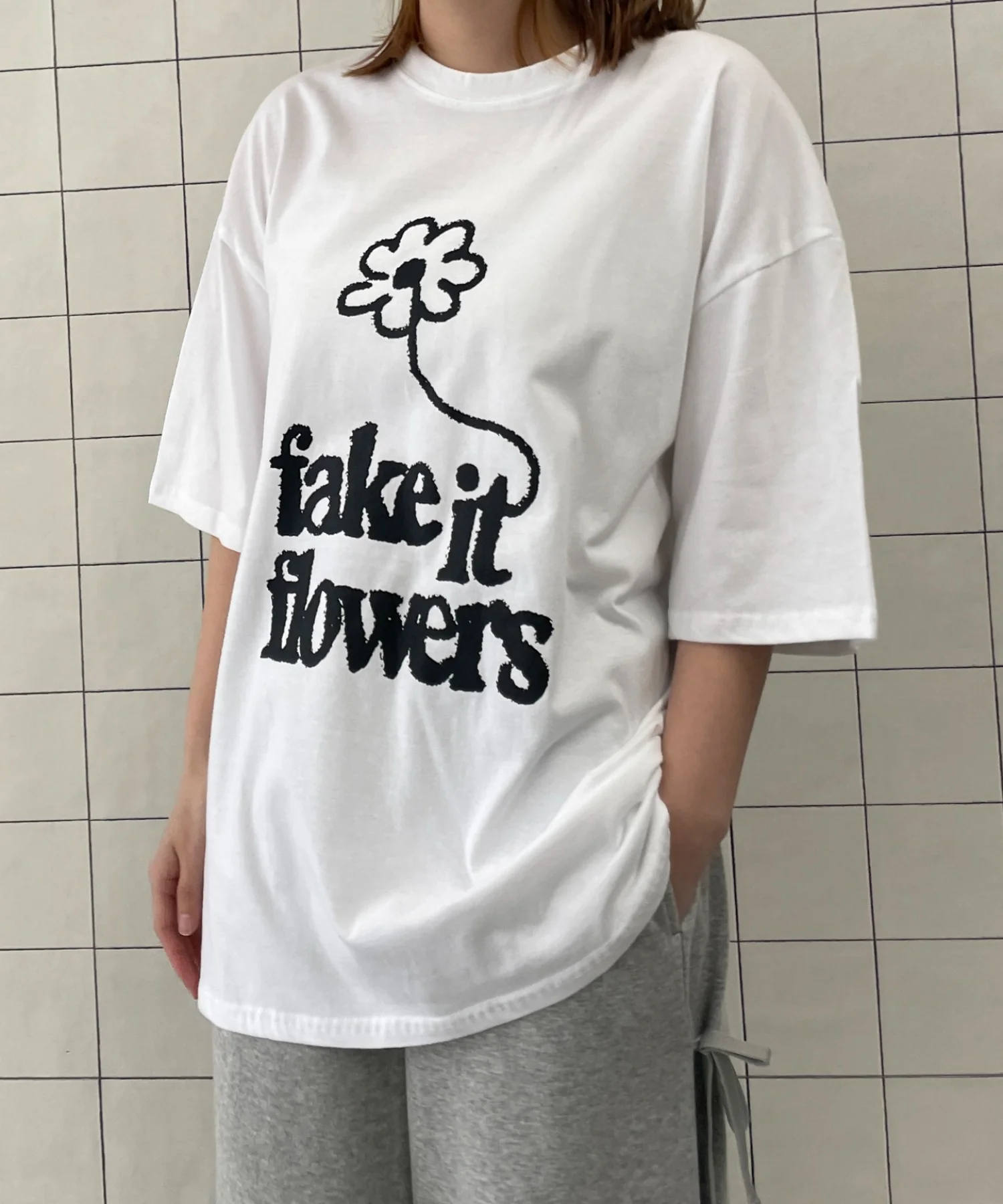 fake　it　flowersビッグT - Image 5