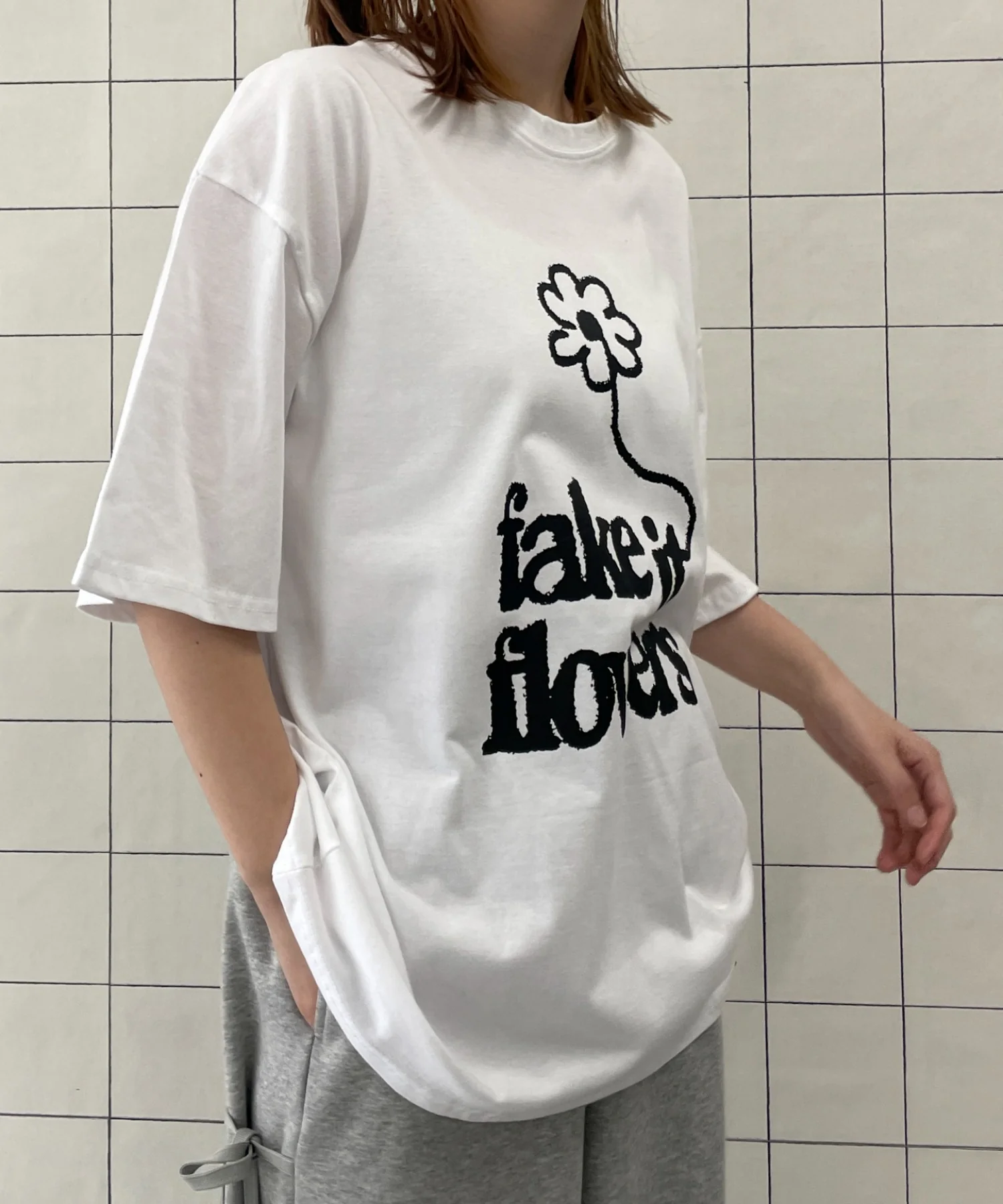 fake　it　flowersビッグT - Image 7