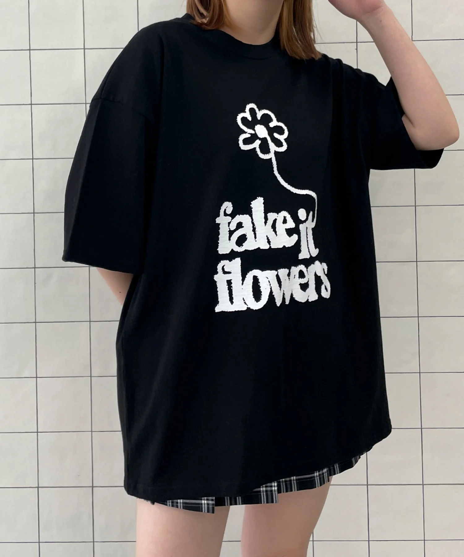 fake　it　flowersビッグT - Image 9