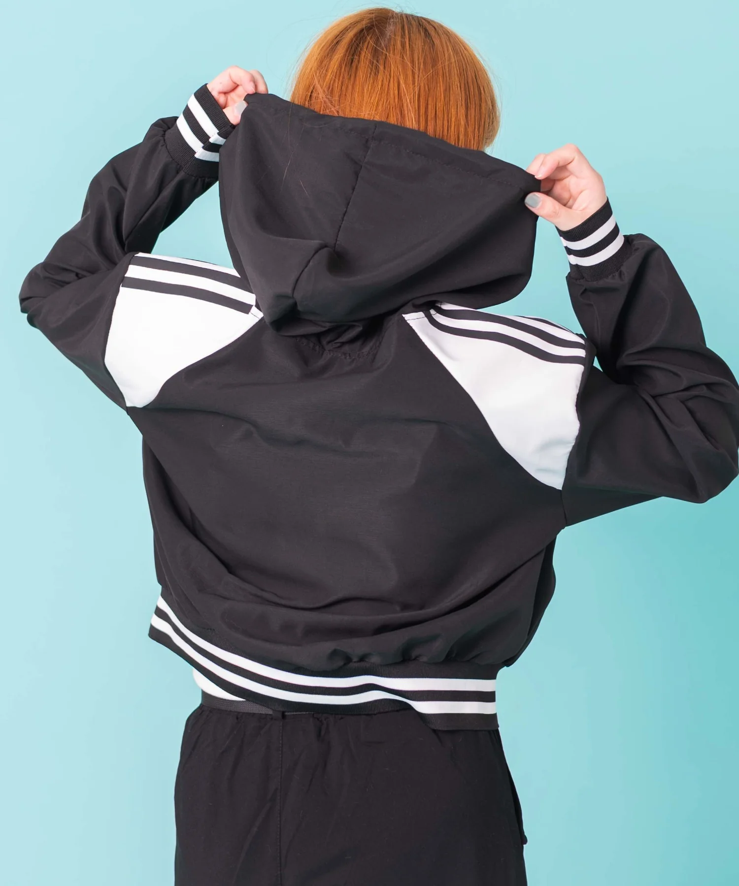 イニシャルロゴフードスタジャン - Image 8