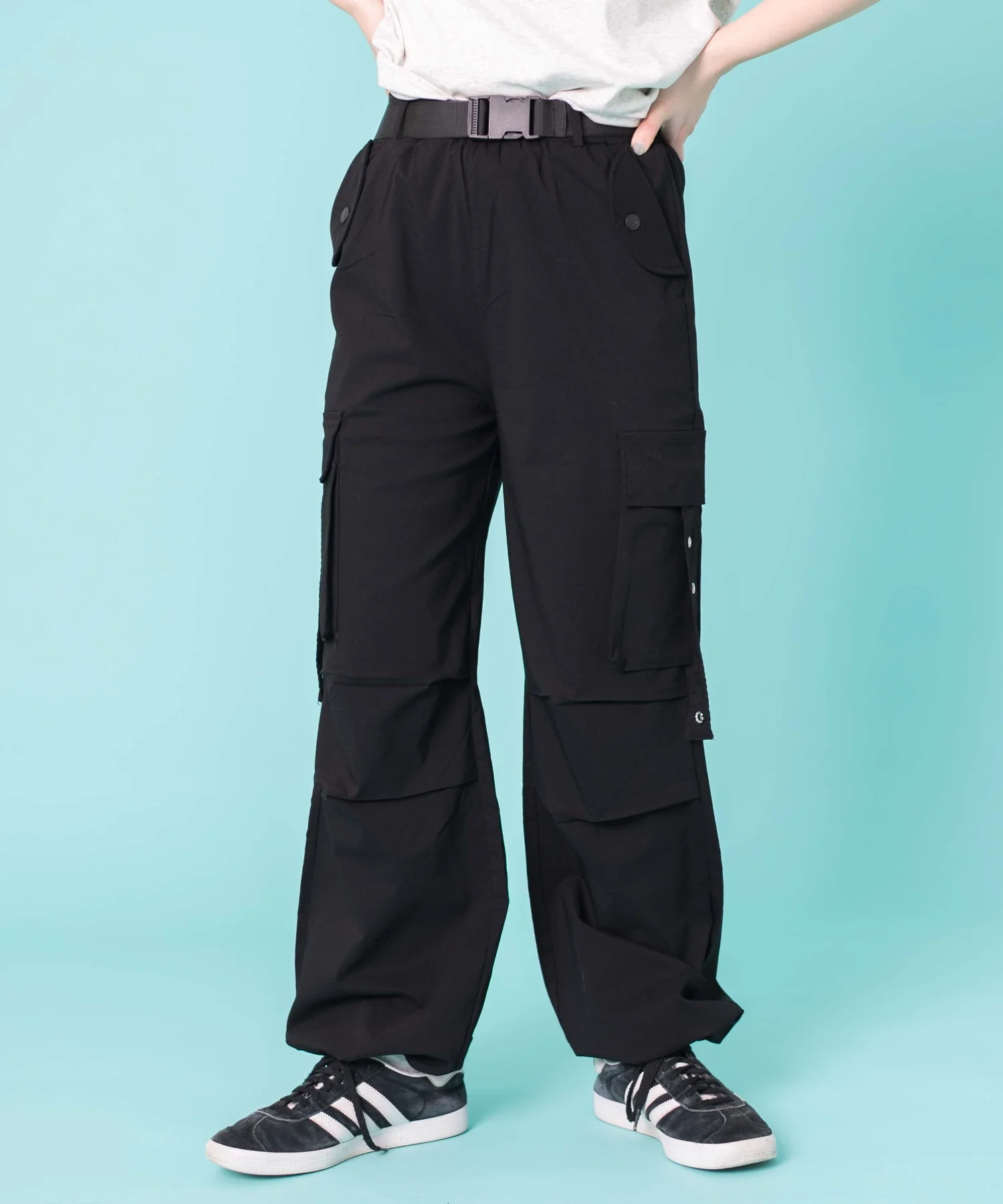 ベルト付きワイドカーゴパンツ - Image 11