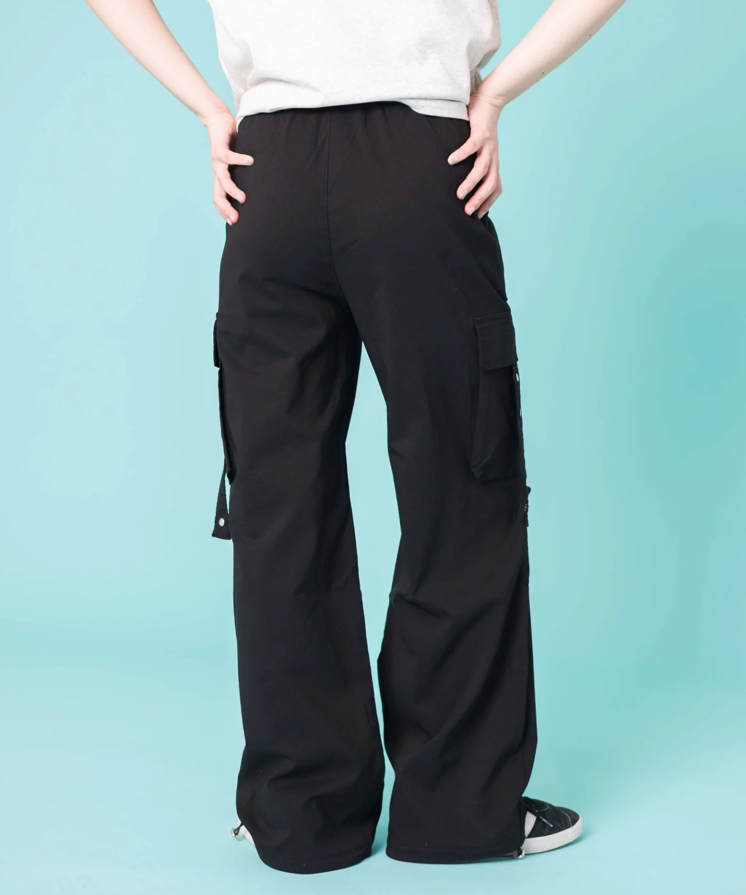 ベルト付きワイドカーゴパンツ - Image 9