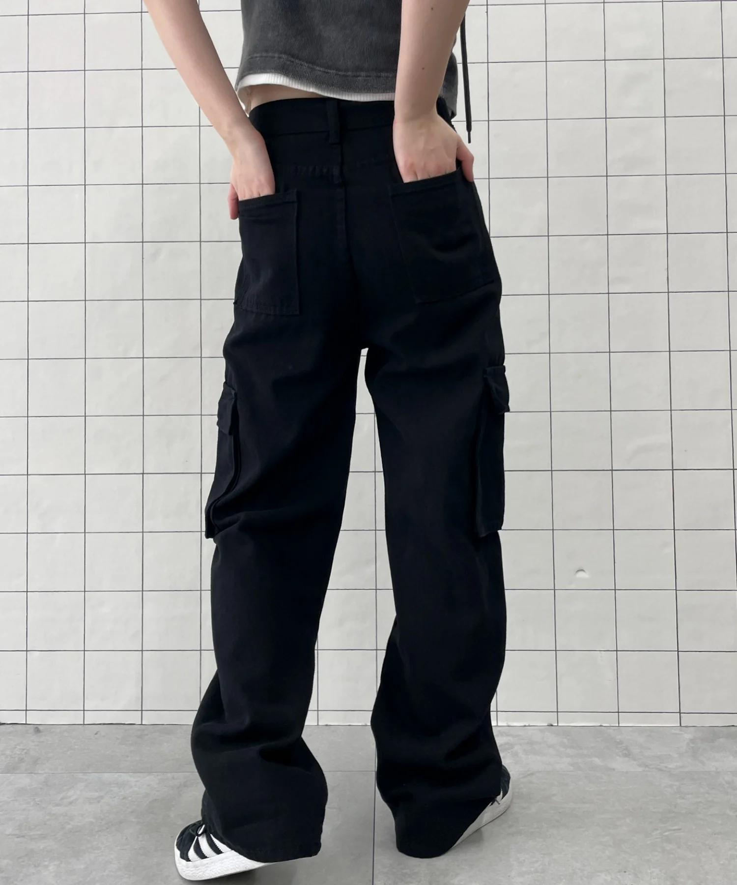 マルチポケットワイドカーゴパンツ - Image 11