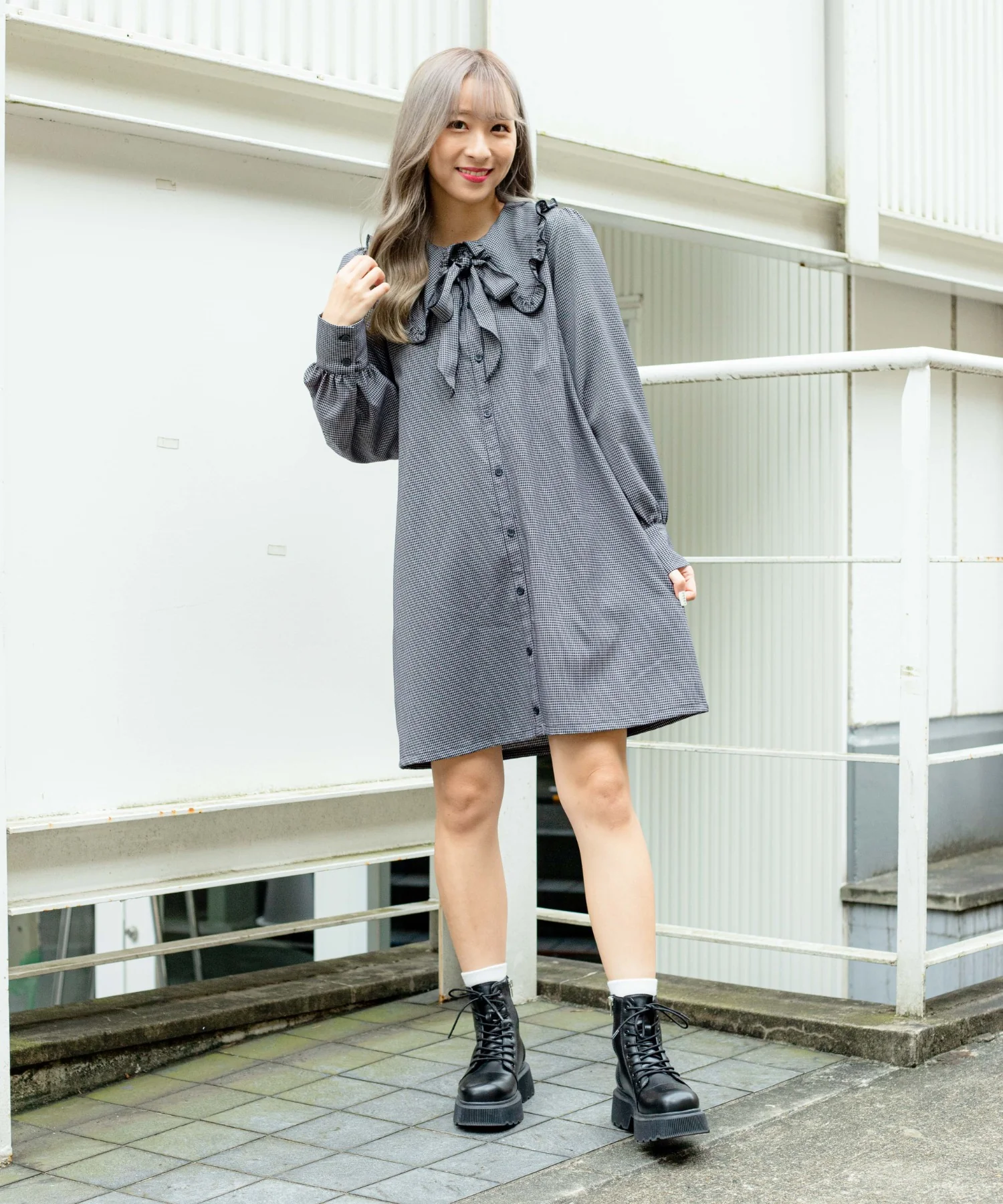 リボン付フリルカラーワンピース - Image 7