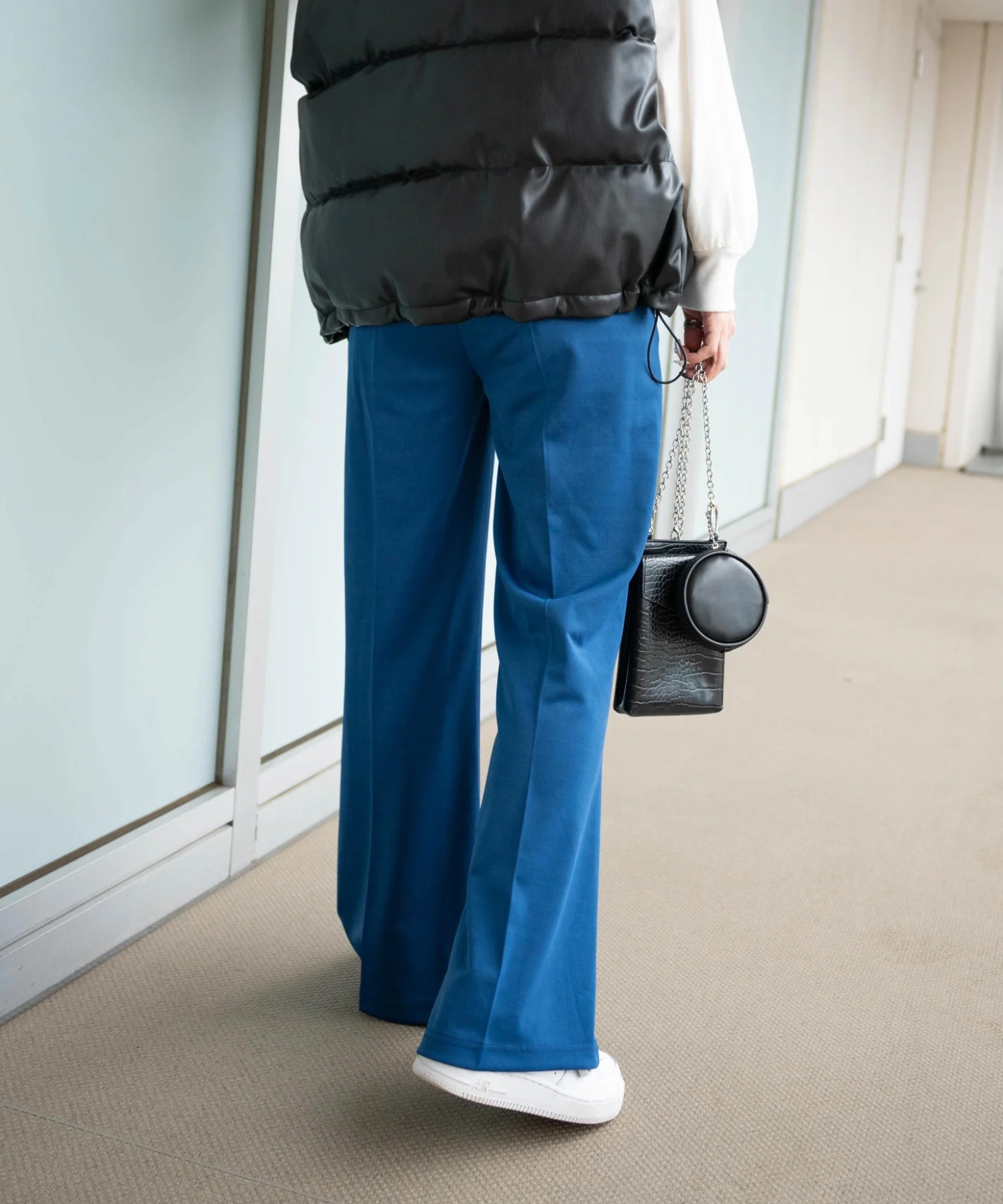 ポンチセンタープレスフレアパンツ - Image 26