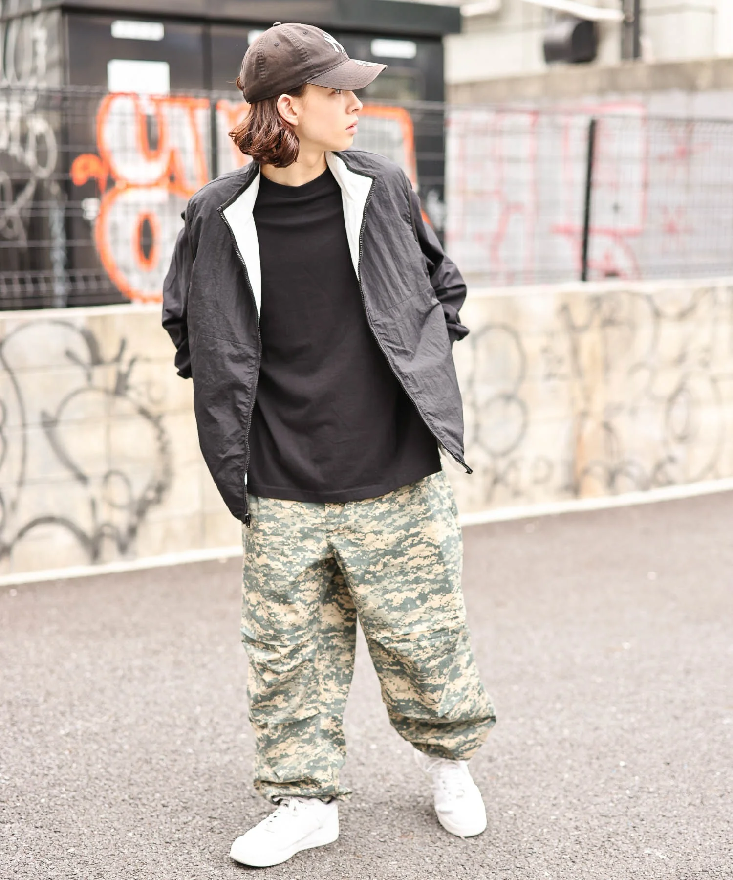 リバーシブルナイロンベスト - Image 12