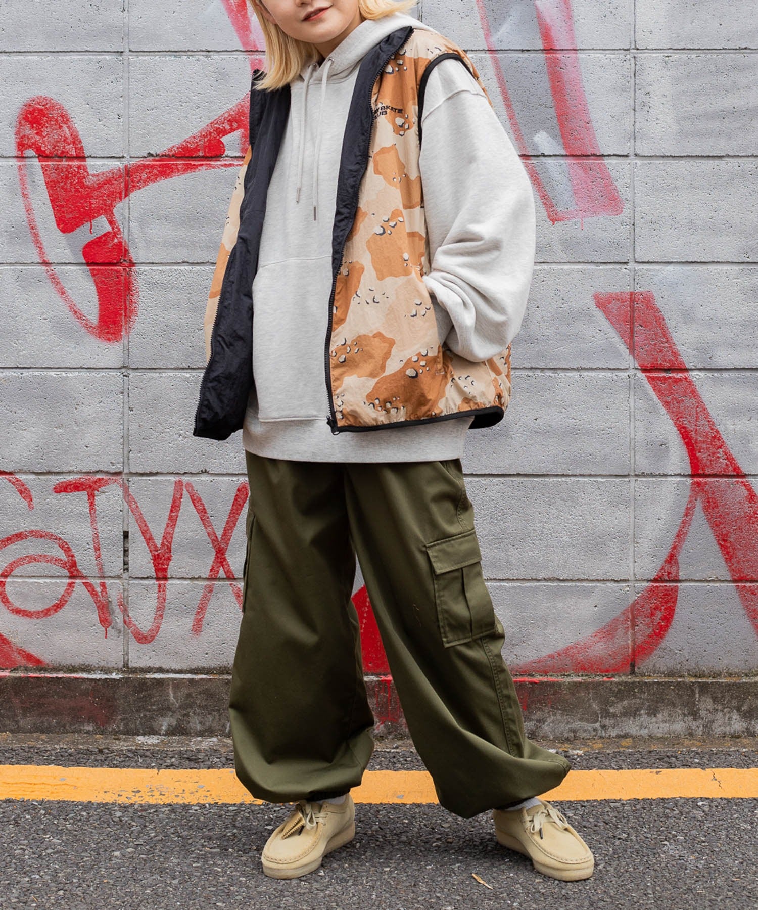 リバーシブルナイロンベスト - Image 19