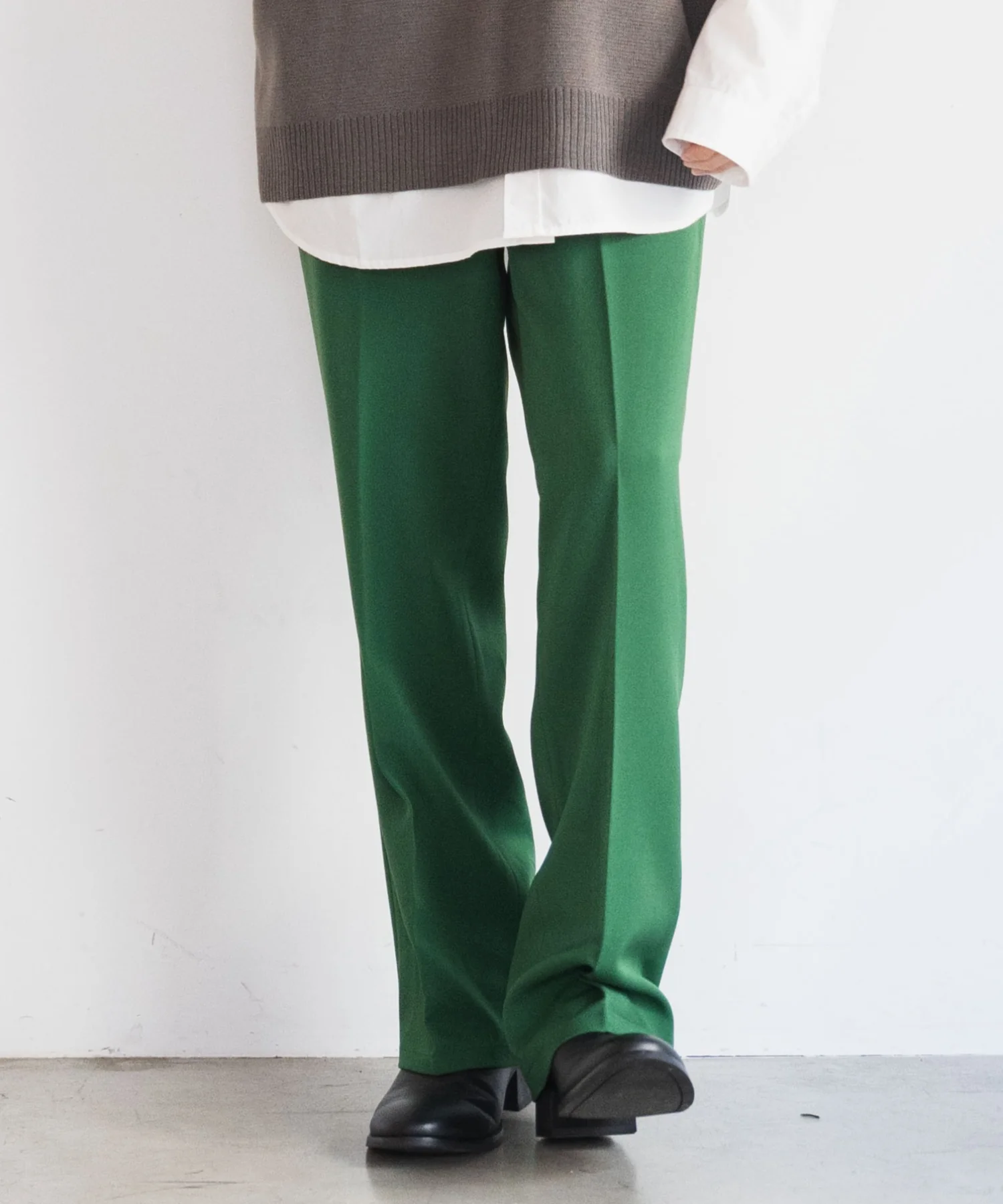 セミフレアスラックス - Image 18
