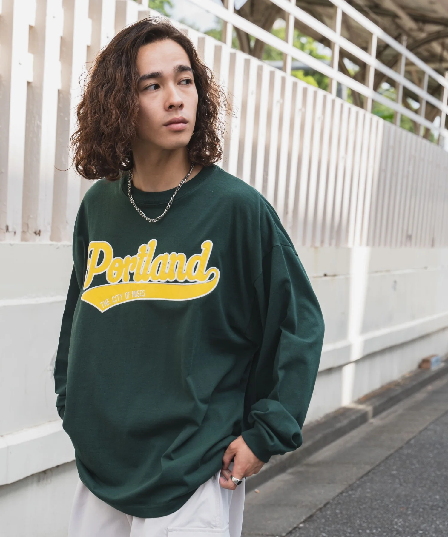 アクセ付きグラフィックロンT - Image 14