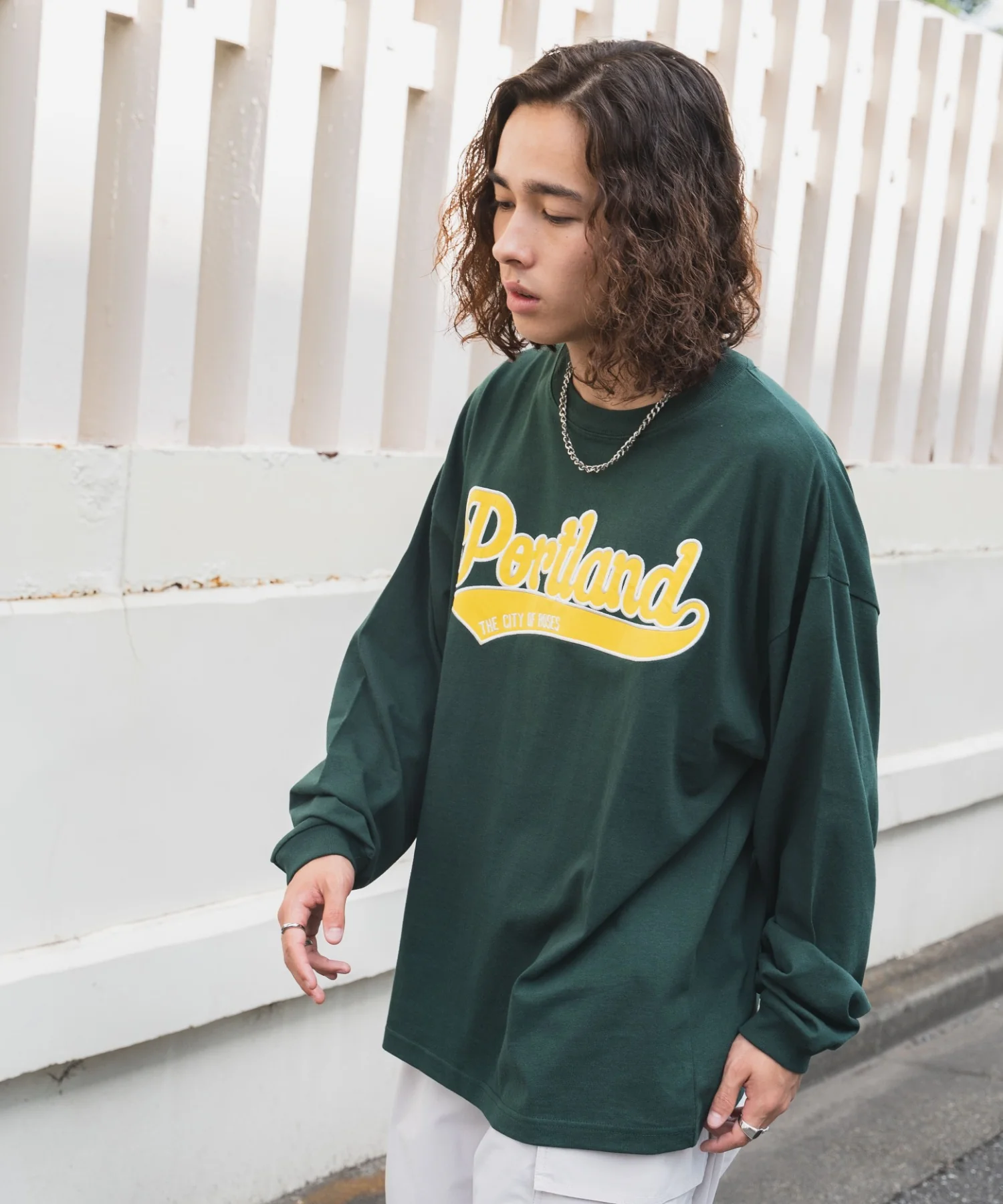 アクセ付きグラフィックロンT - Image 15