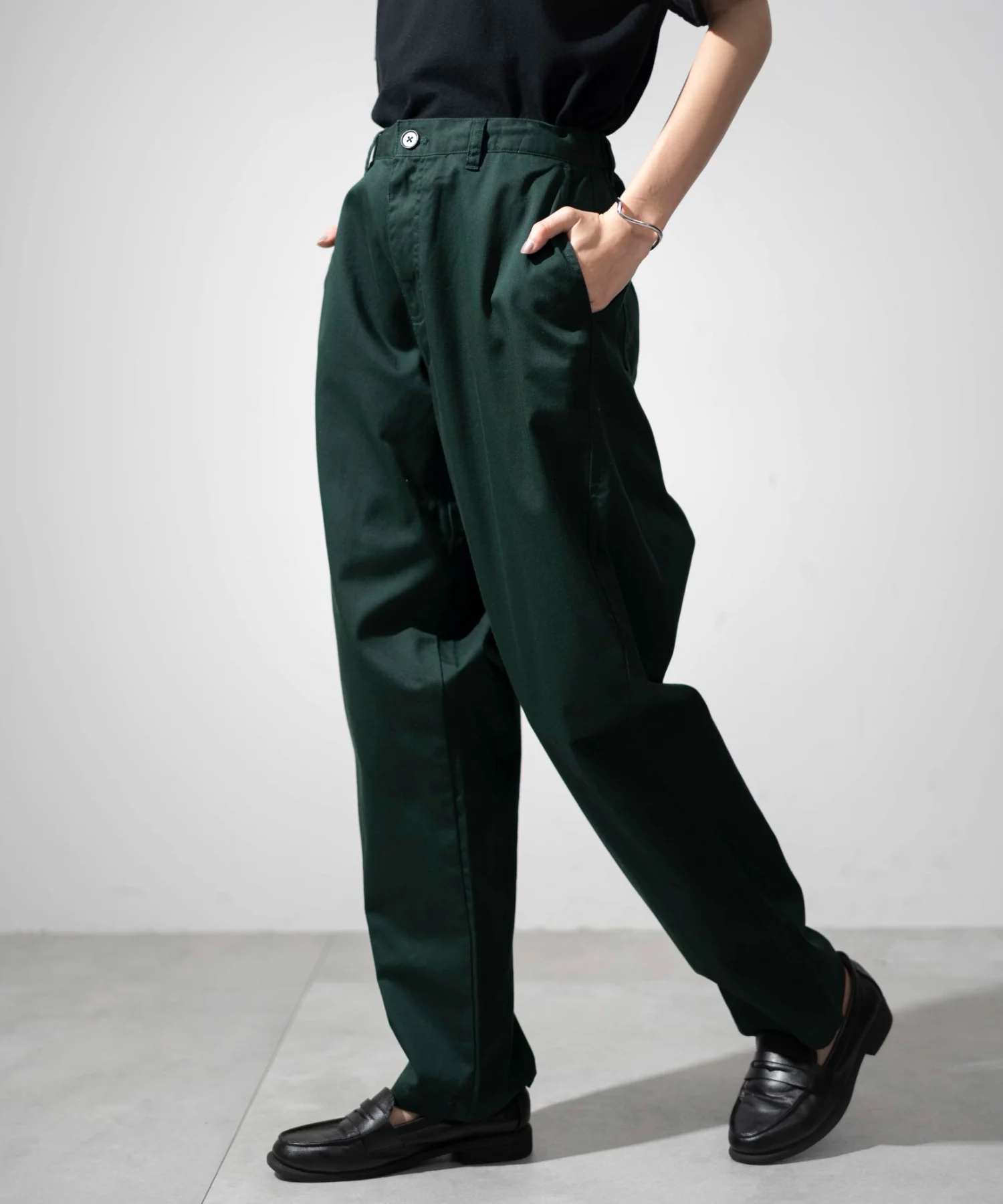 チノイージーワイドパンツ - Image 15