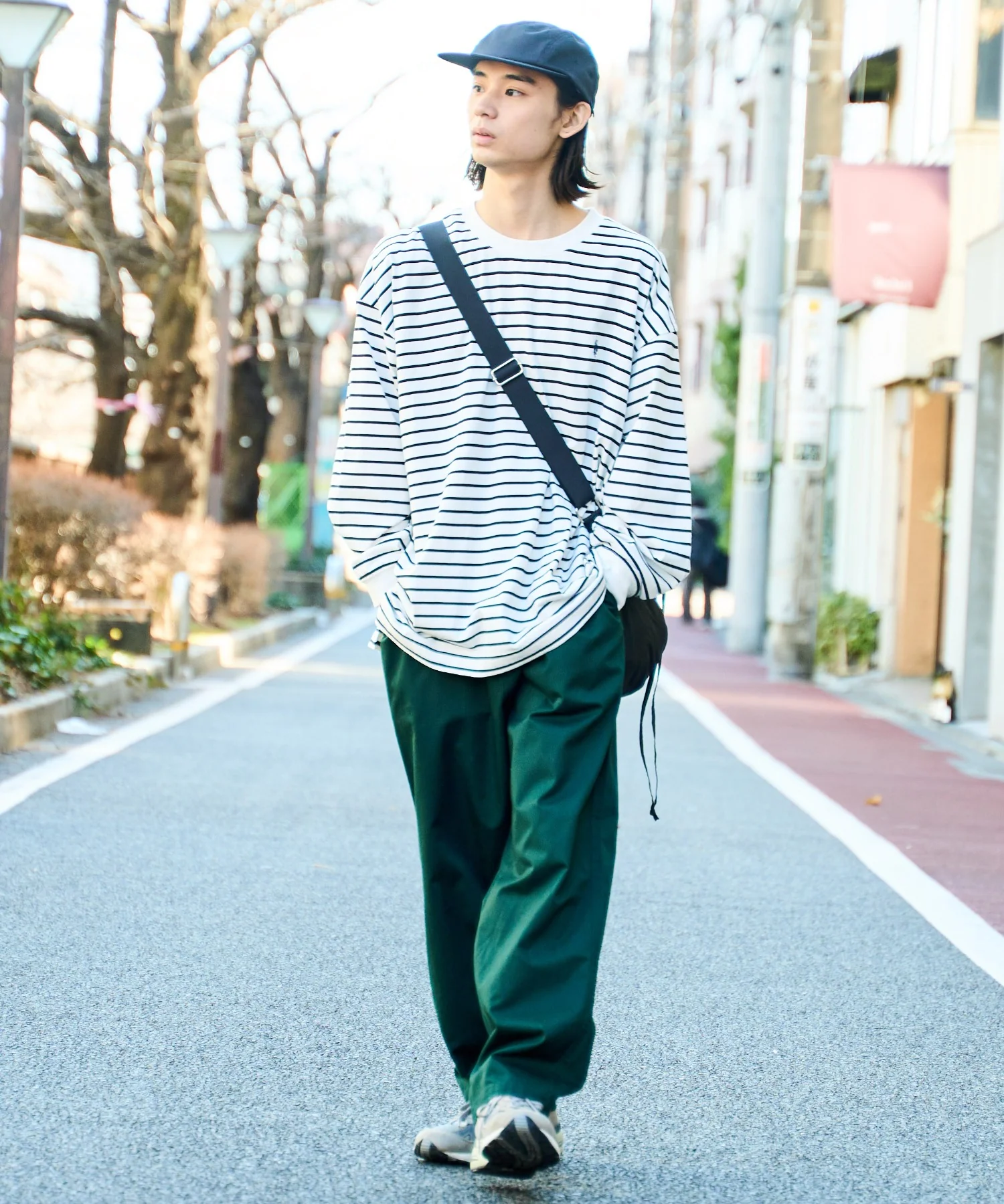チノイージーワイドパンツ - Image 18