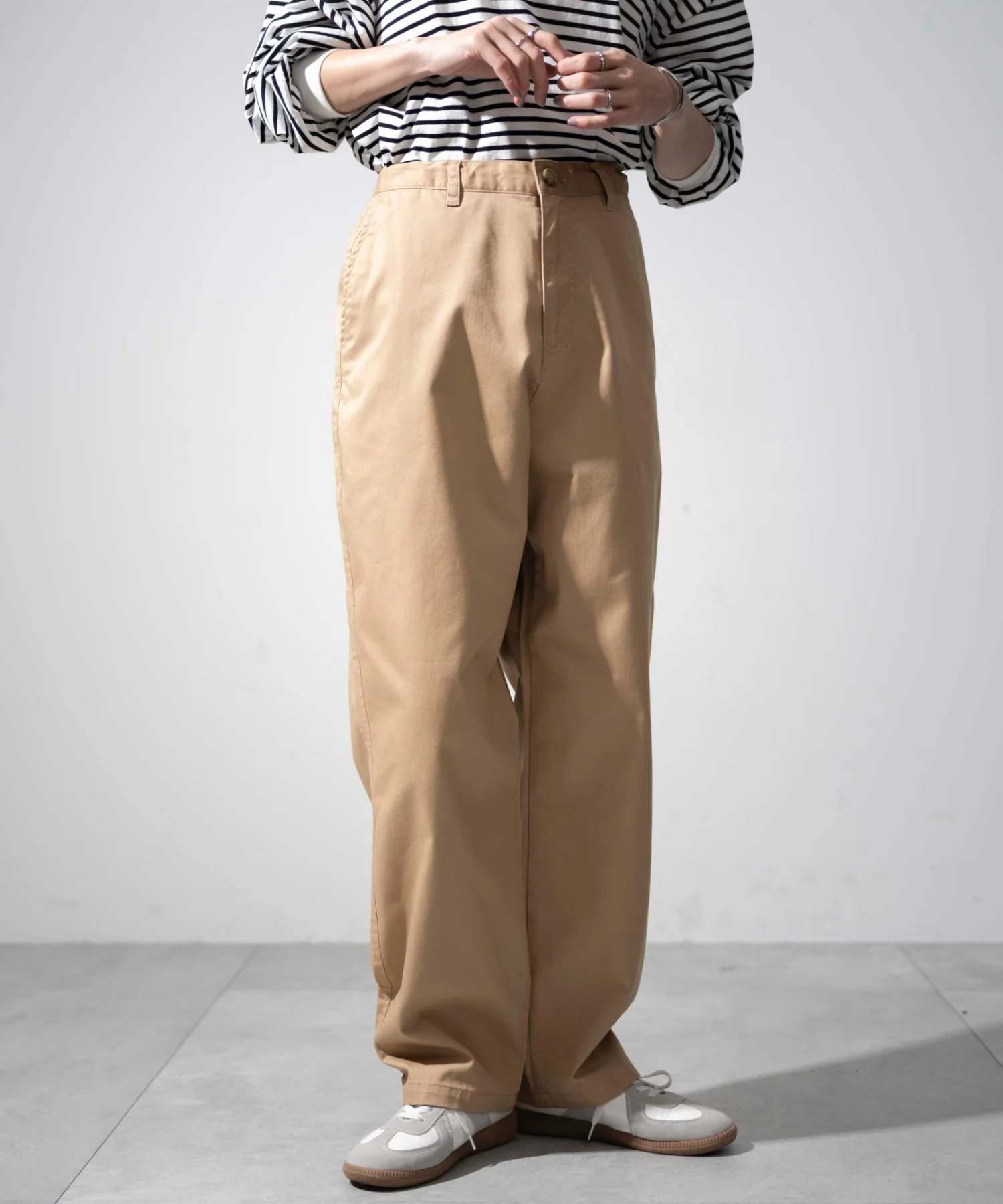 チノイージーワイドパンツ - Image 32
