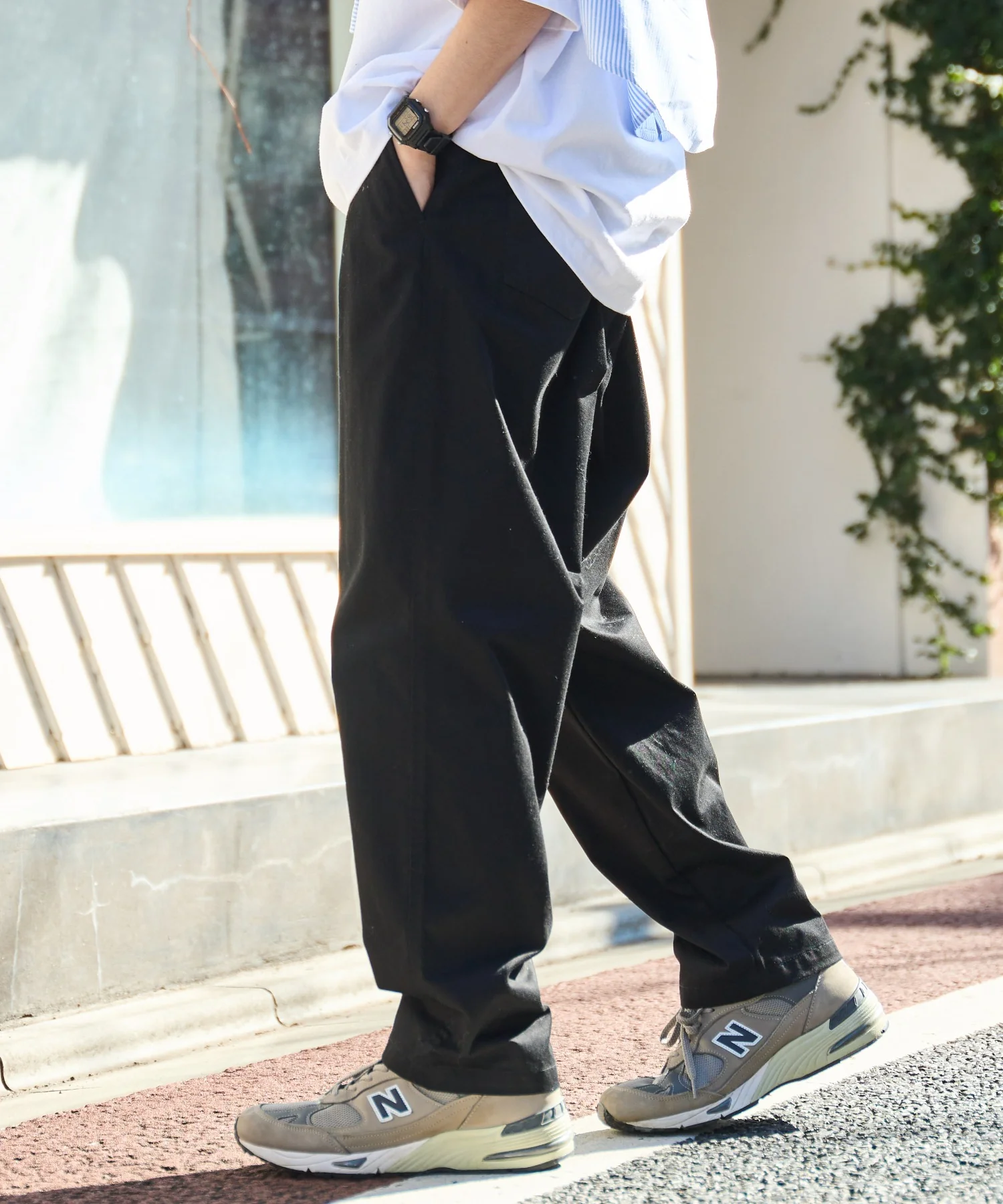チノイージーワイドパンツ - Image 35