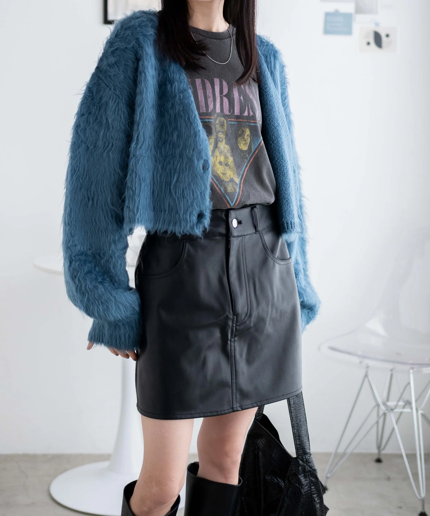 合皮台形ミニスカート - Image 9