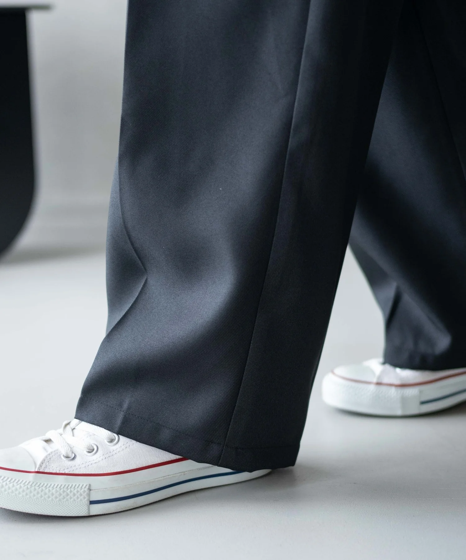 ハイウエストセンタープレスワイドパンツ - Image 13