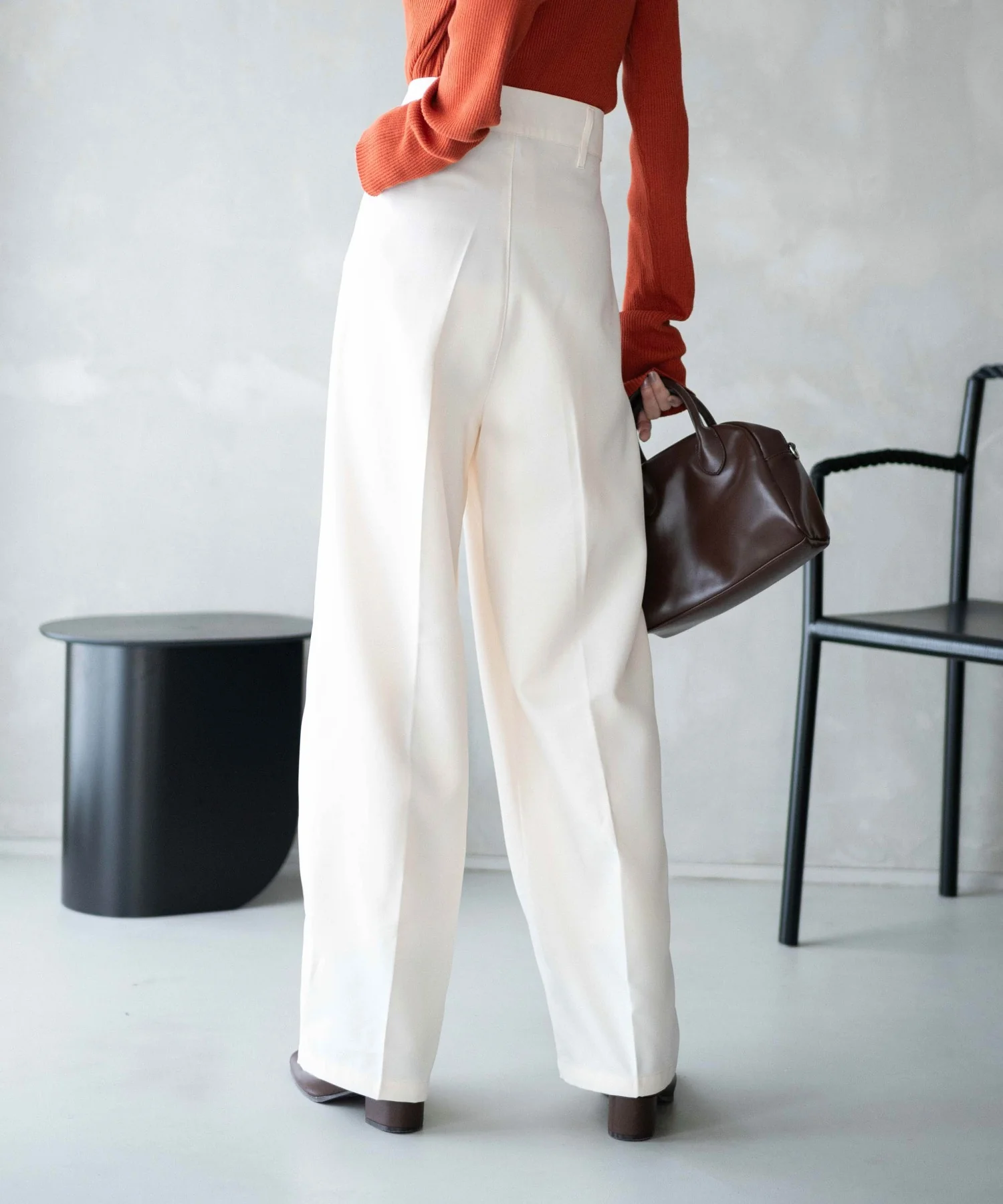 ハイウエストセンタープレスワイドパンツ - Image 15