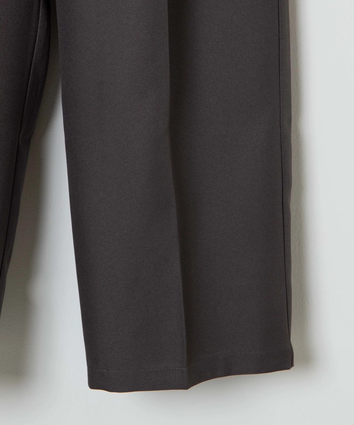 ハイウエストセンタープレスワイドパンツ - Image 37