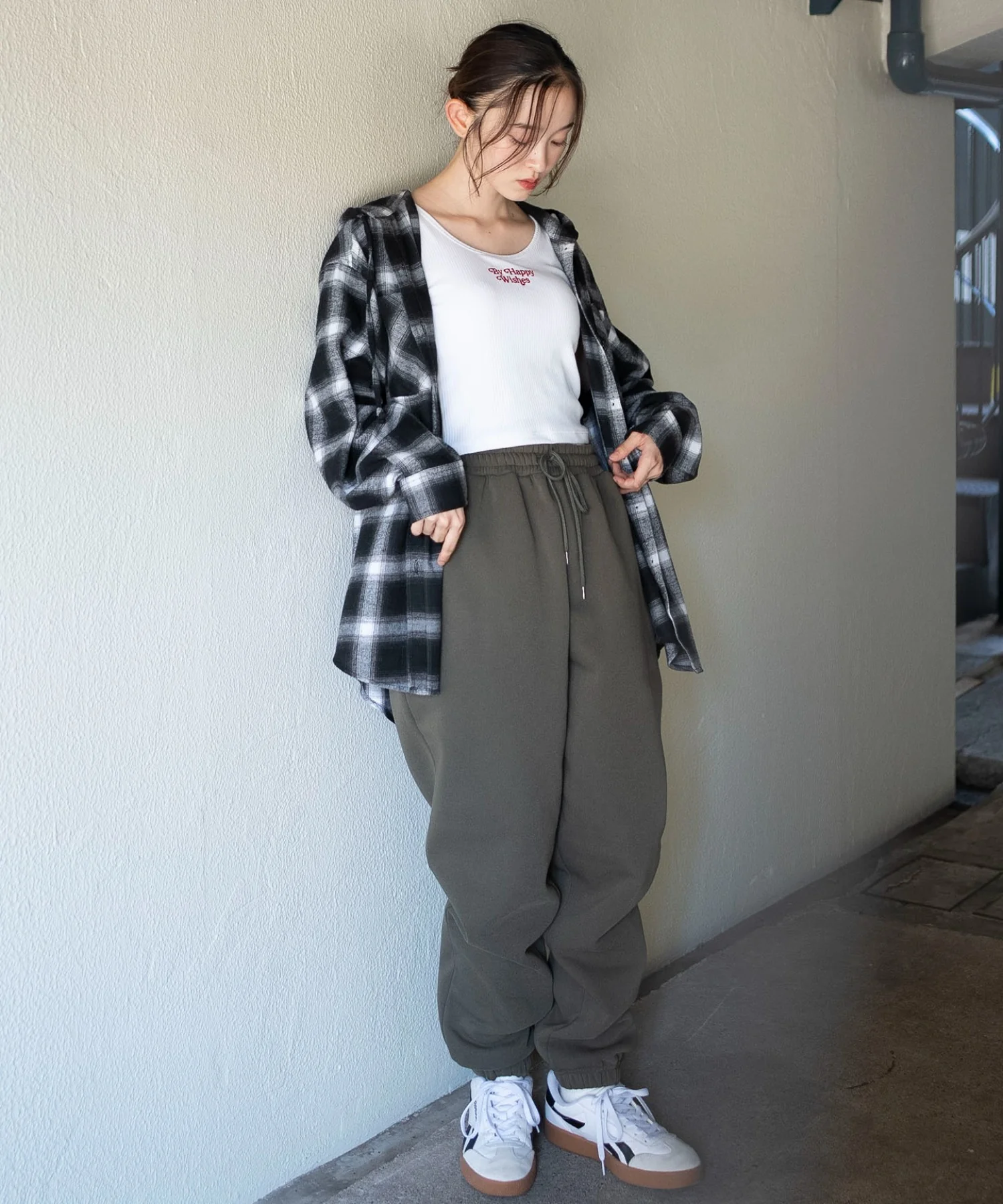 スウェットパンツ - Image 16