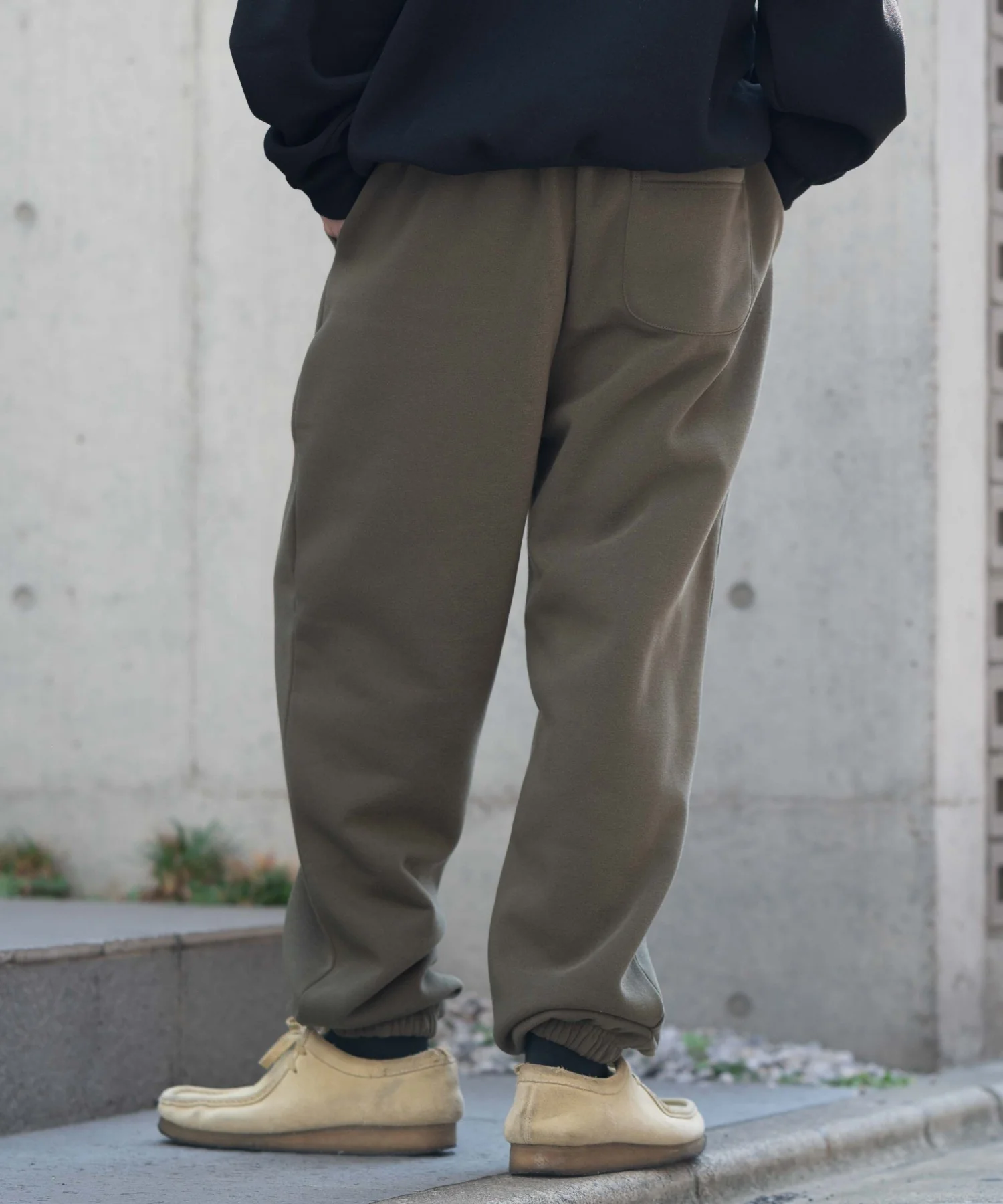 スウェットパンツ - Image 32
