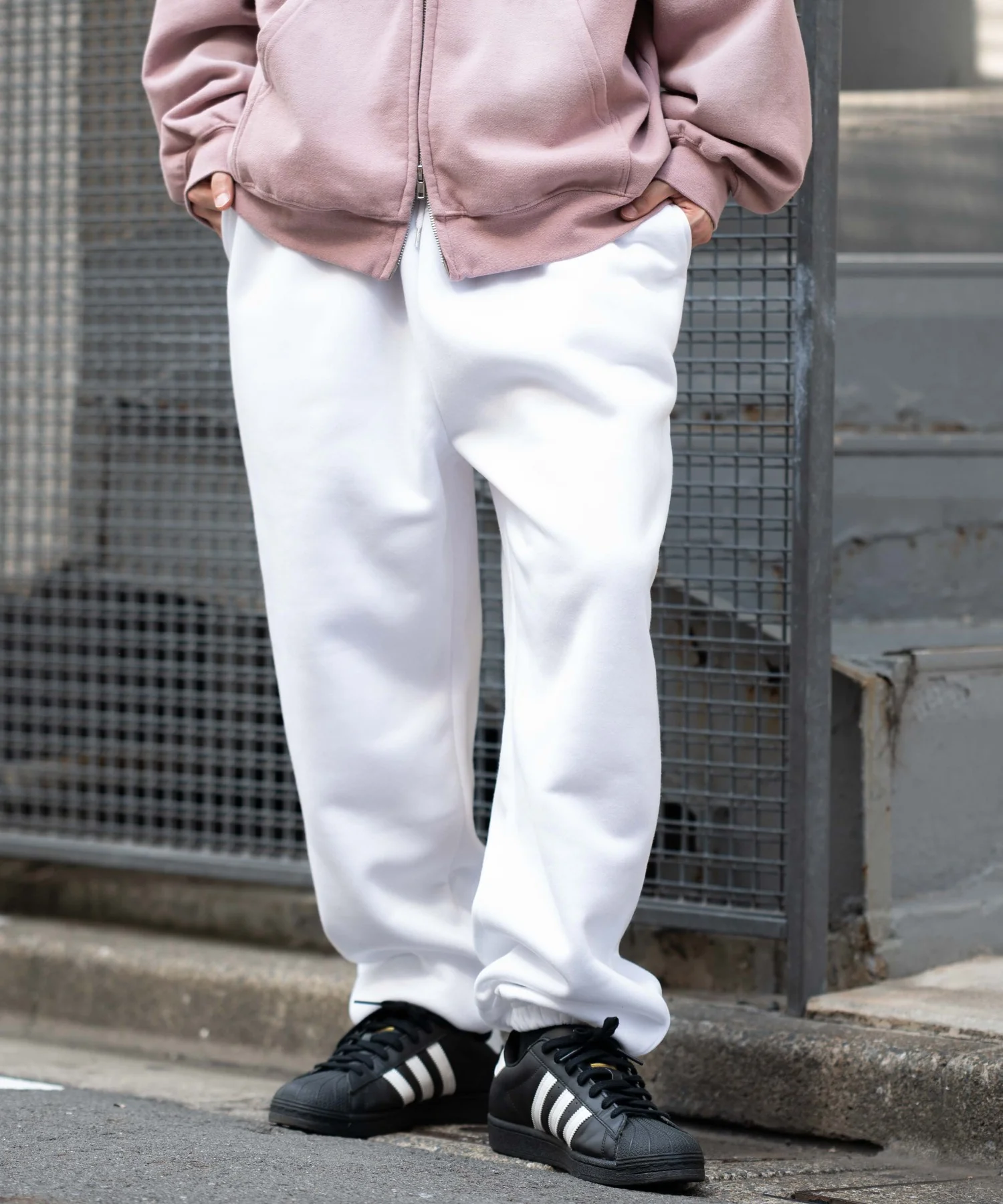 スウェットパンツ - Image 4