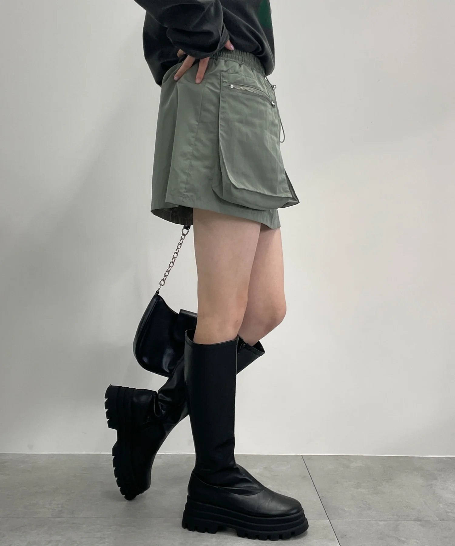 アウトポケットナイロンミニスカパン - Image 19