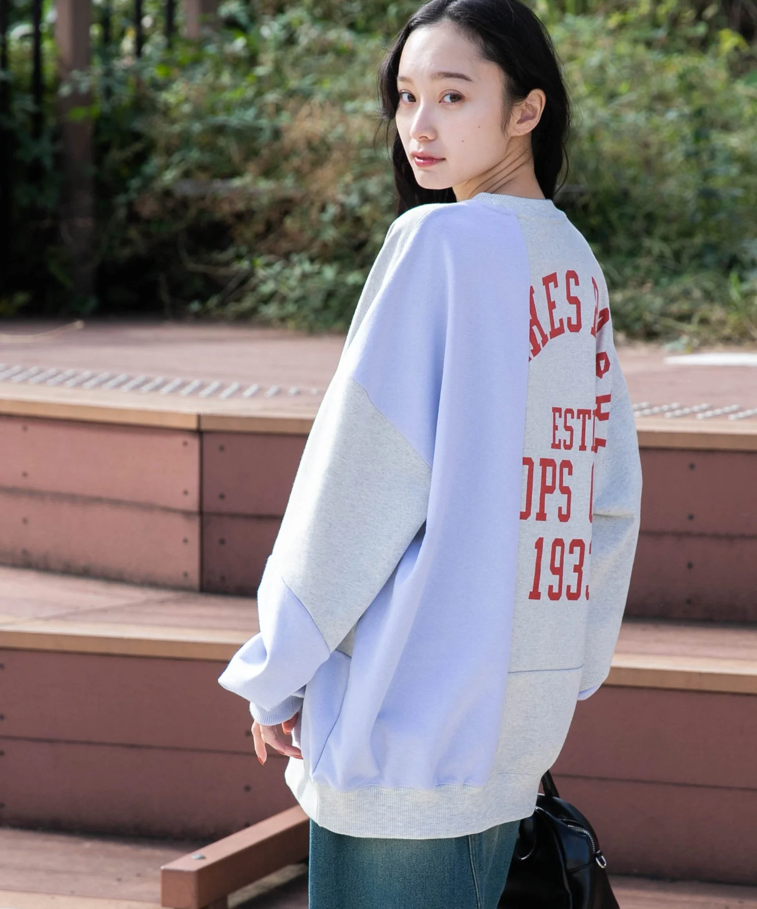 ドッキンググラフィックプルオーバー - Image 17