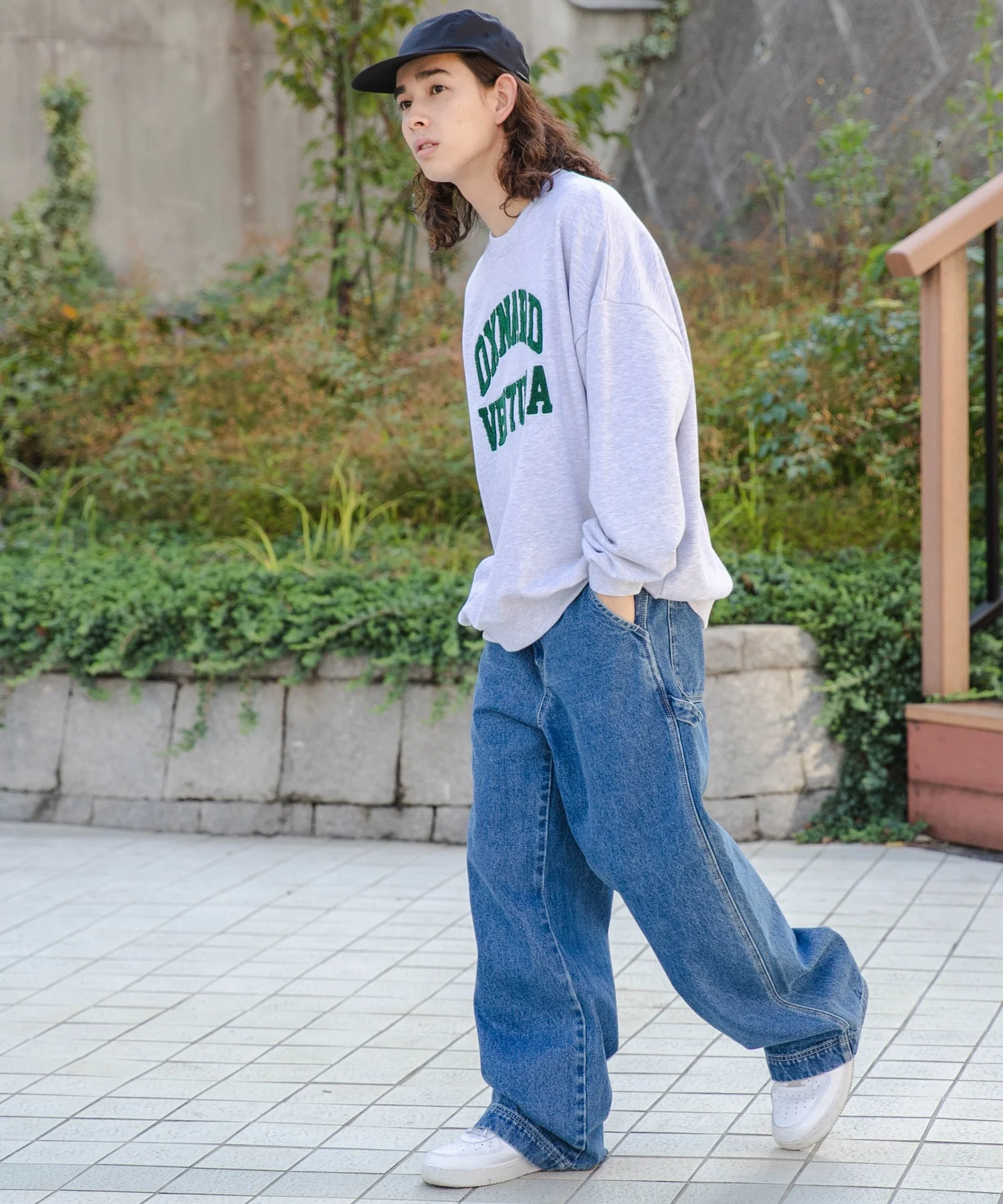 ヘビーウエイトサガラグラフィックプルオーバー - Image 19