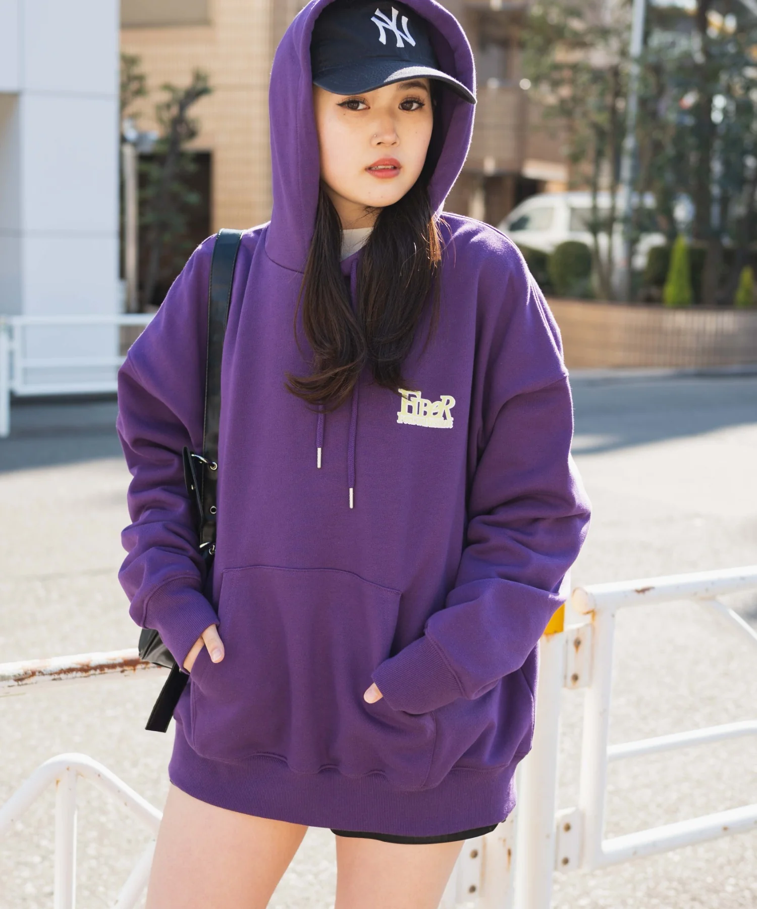ヘビーウエイトサークルロゴプルパーカー - Image 19