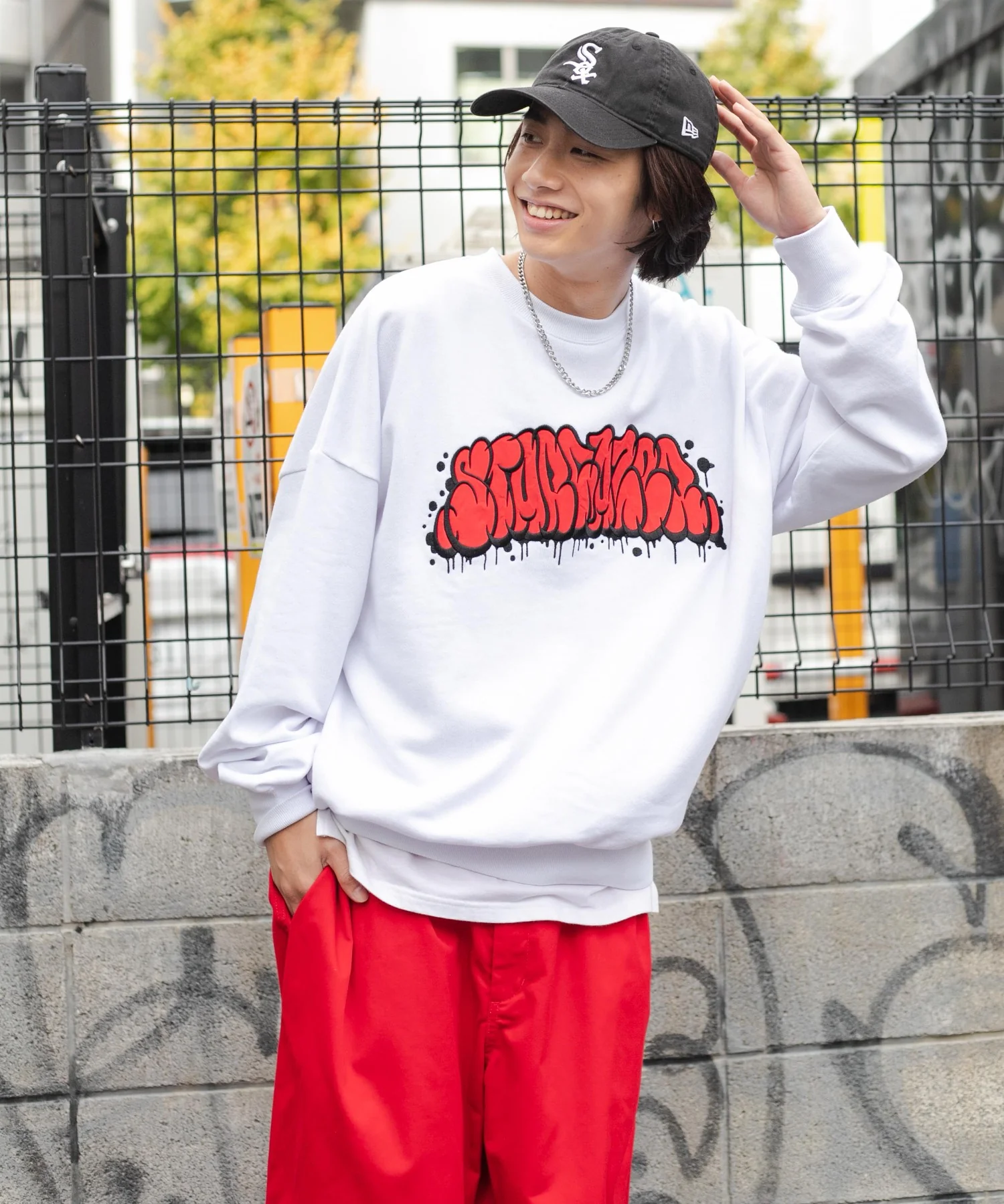 アクセ付きグラフィックプルオーバー - Image 3