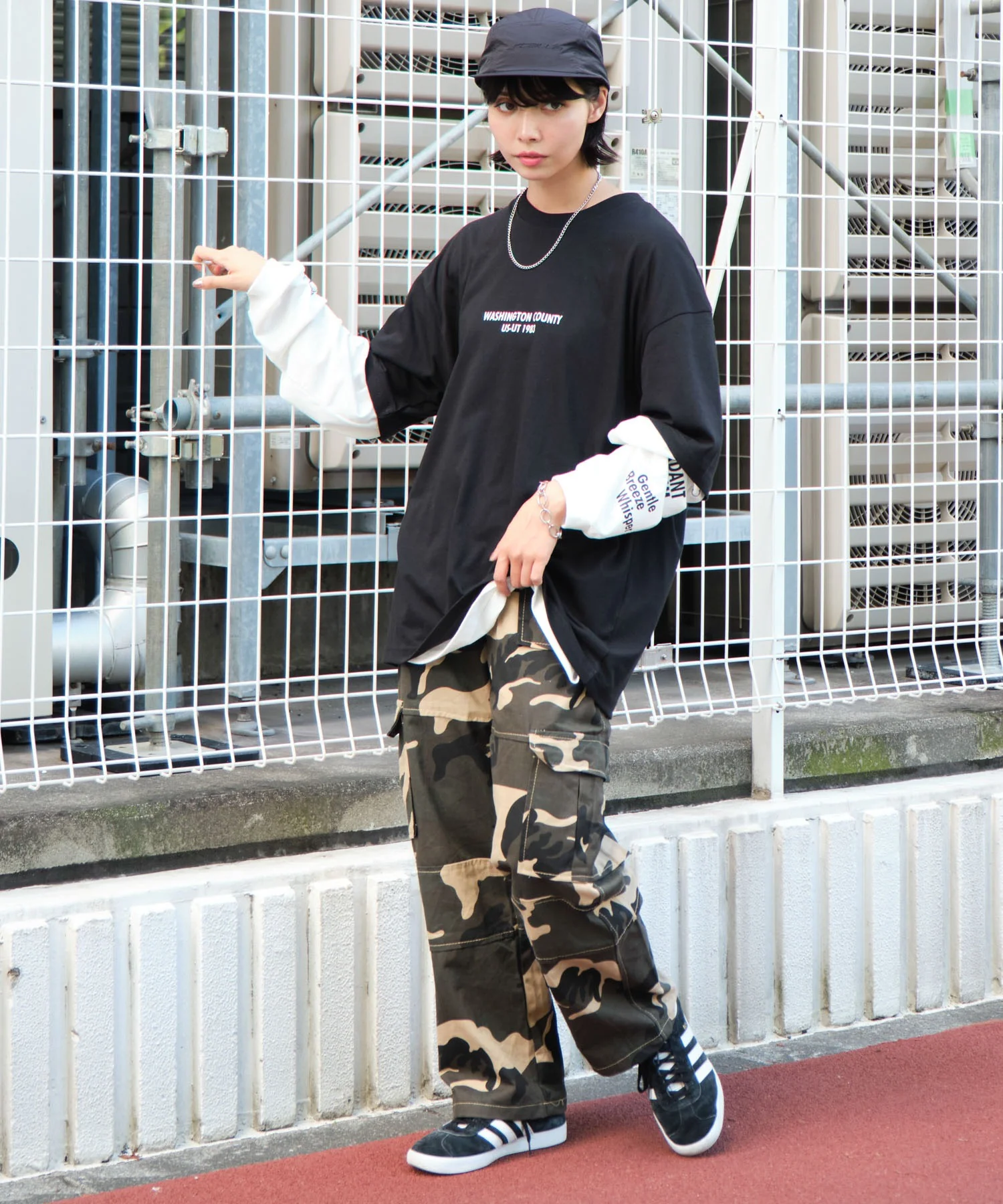 アクセ付きグラフィックアンサンブルT（LS） - Image 8