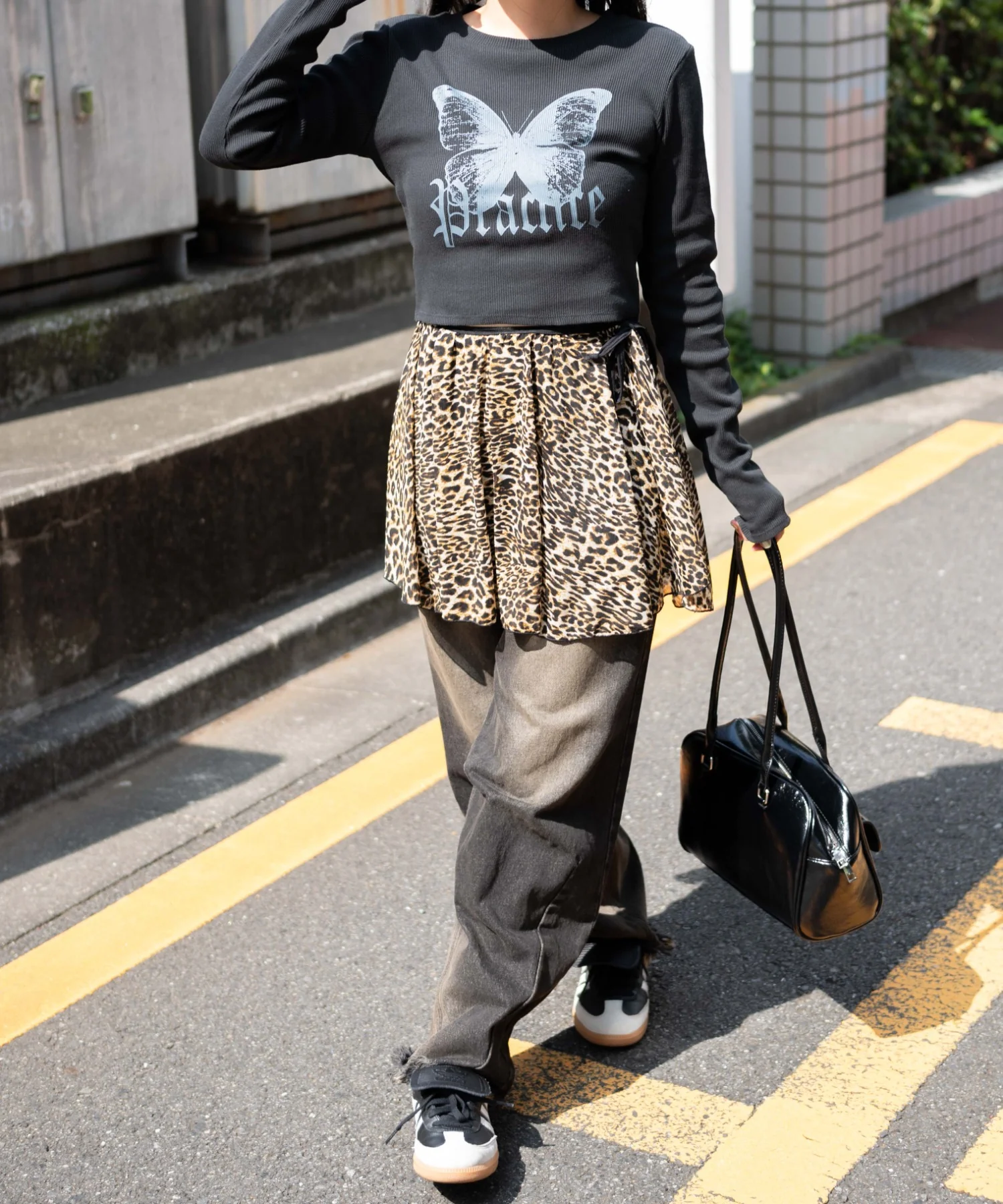 バタフライプリントロンT - Image 3