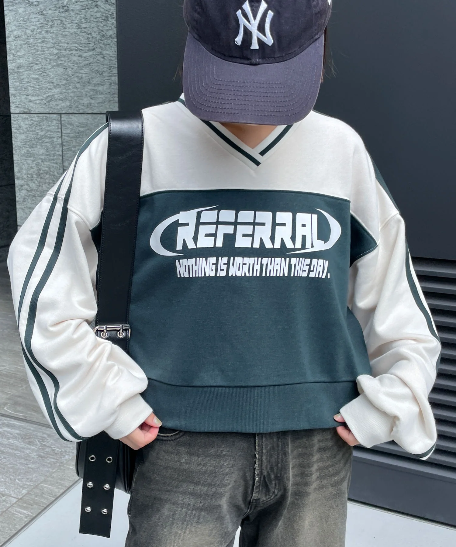 切り替えショートスウェット - Image 2