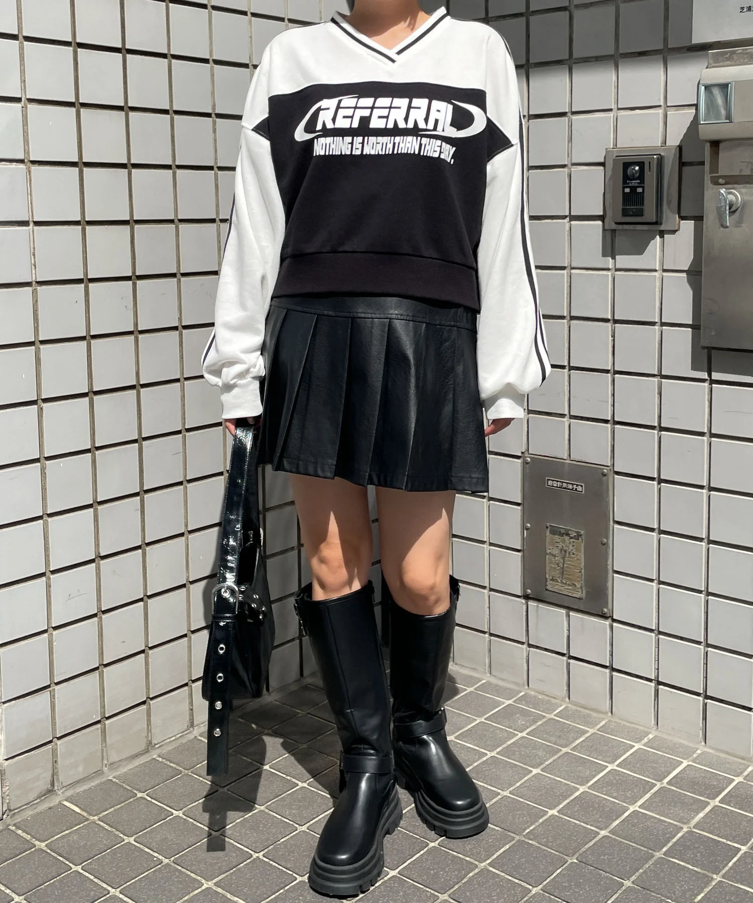 切り替えショートスウェット - Image 7
