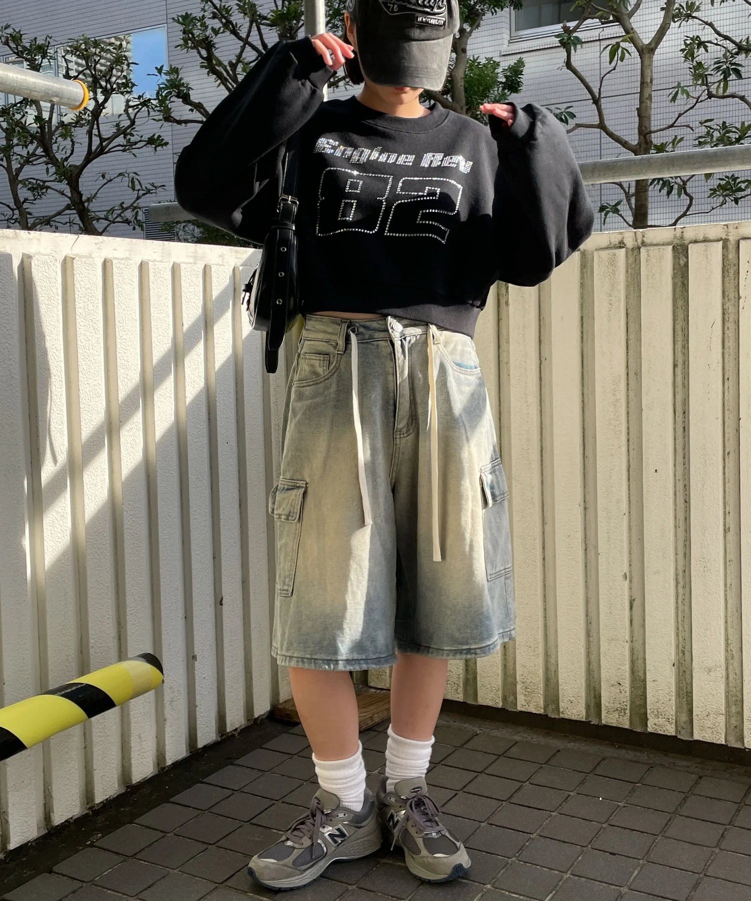 ラインストーンプルオーバースウェット - Image 3
